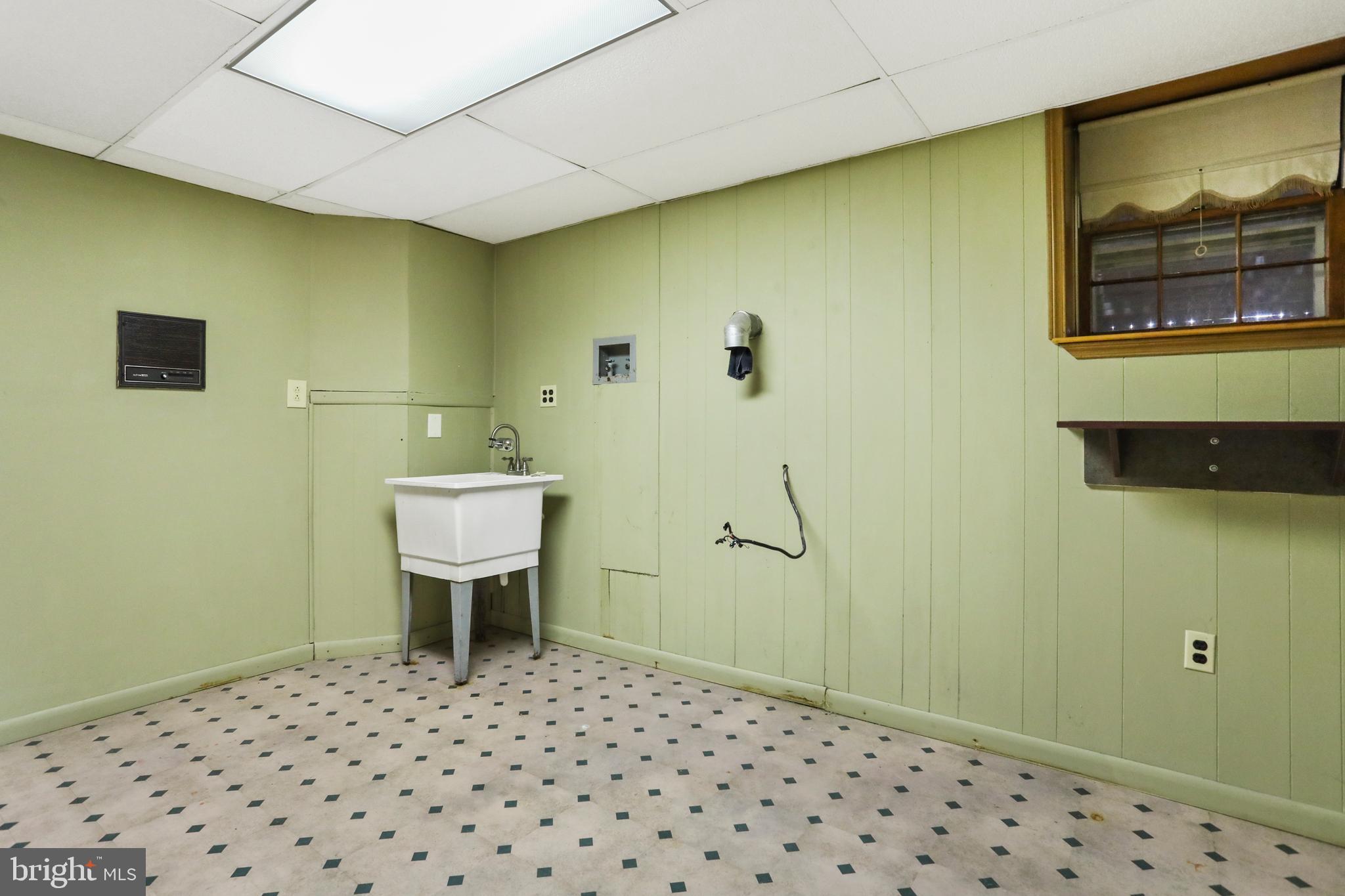 HAGERSTOWN - Residential