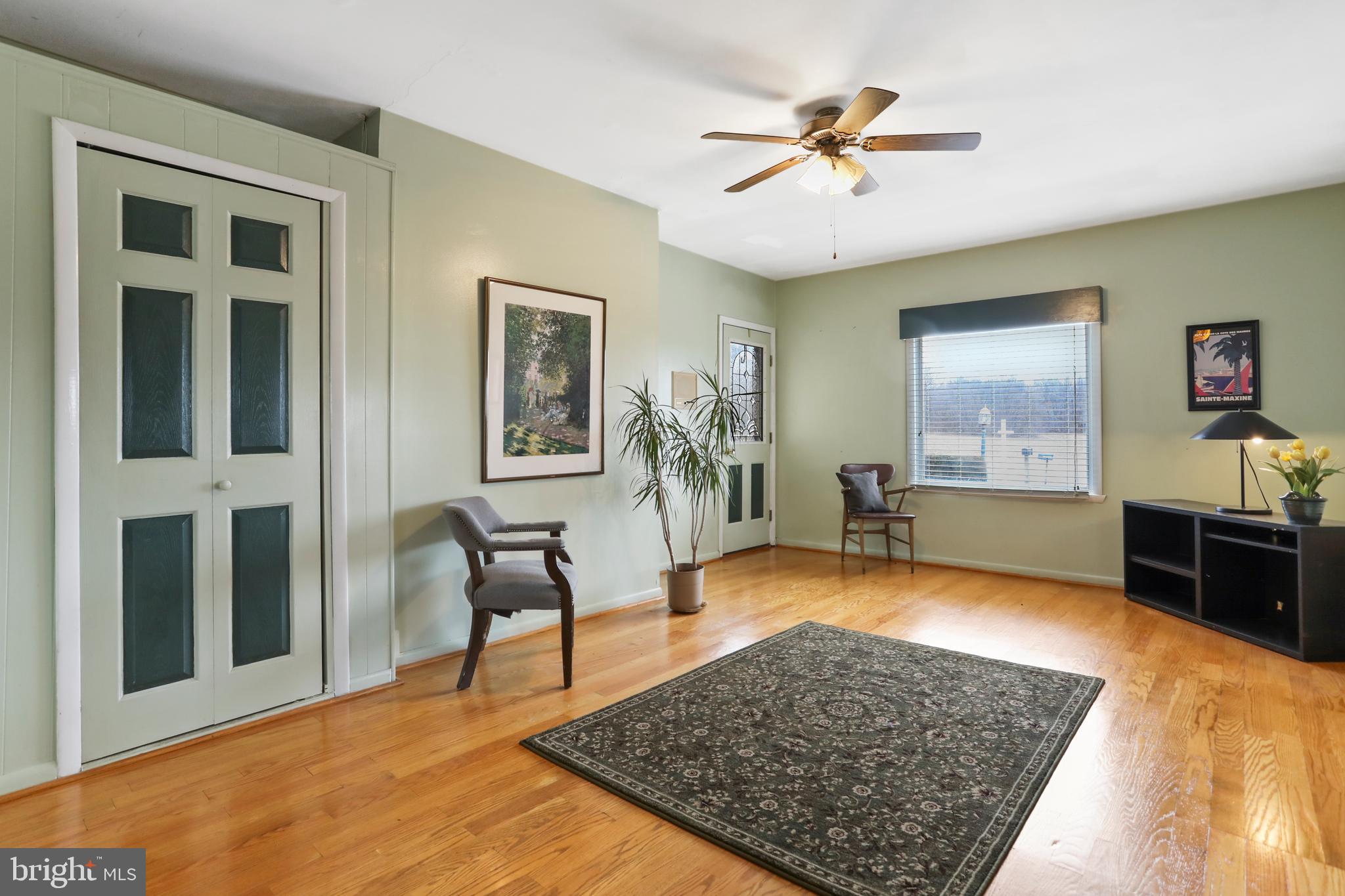 HAGERSTOWN - Residential