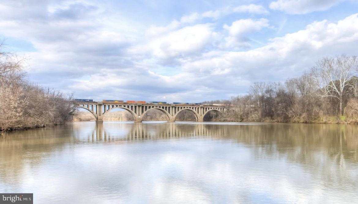 FREDERICKSBURG CITY - Residential