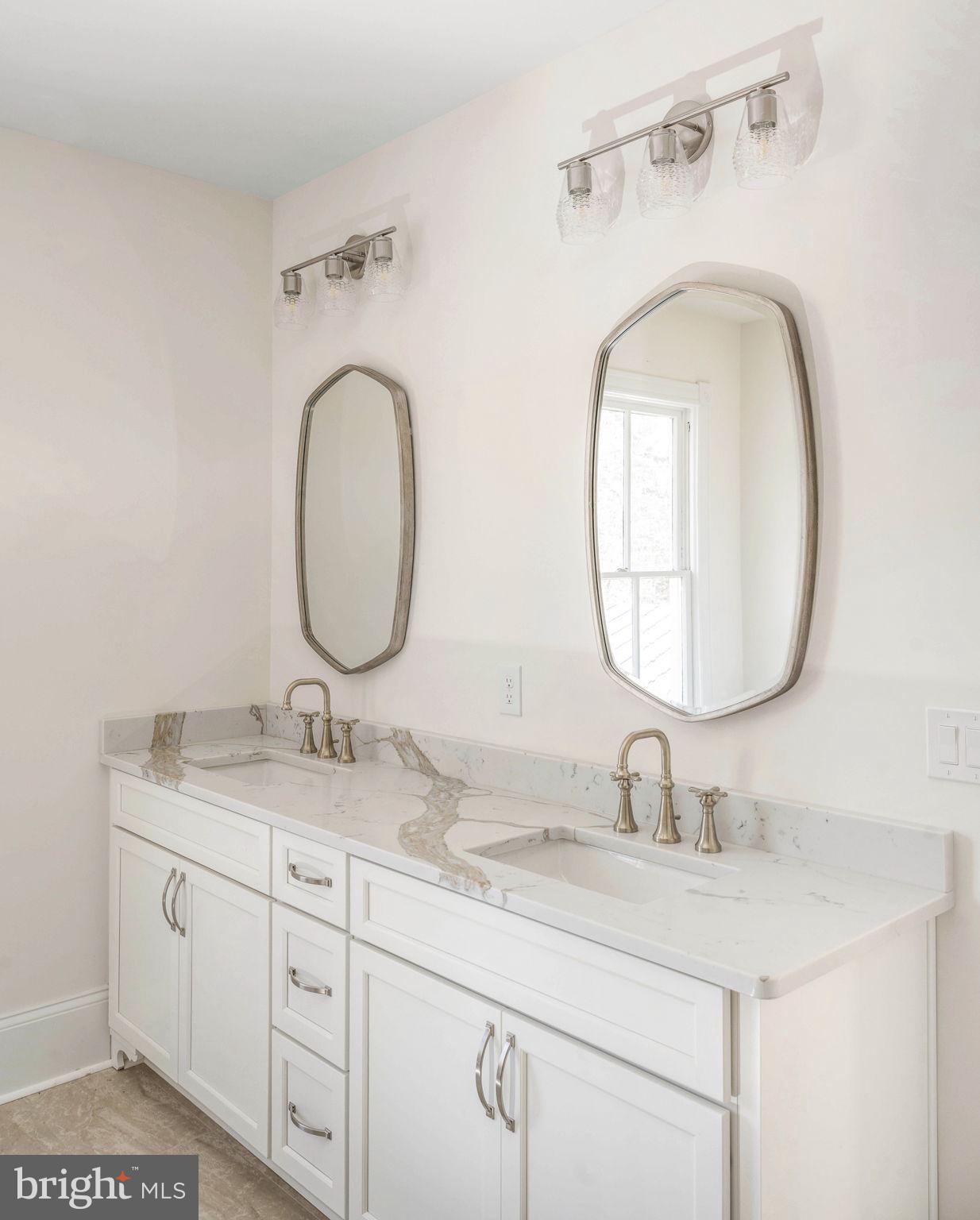 FREDERICKSBURG CITY - Residential