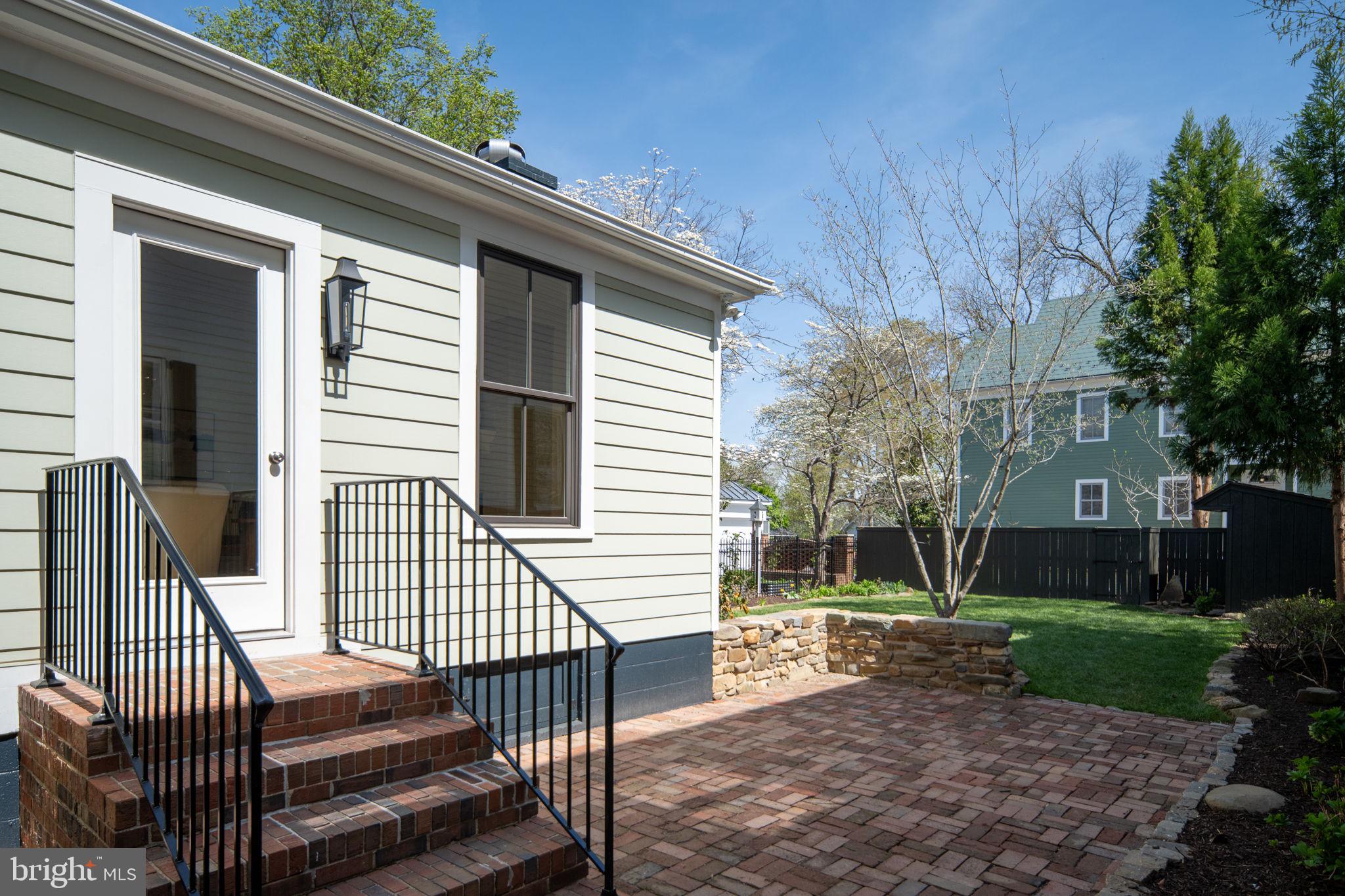 FREDERICKSBURG CITY - Residential