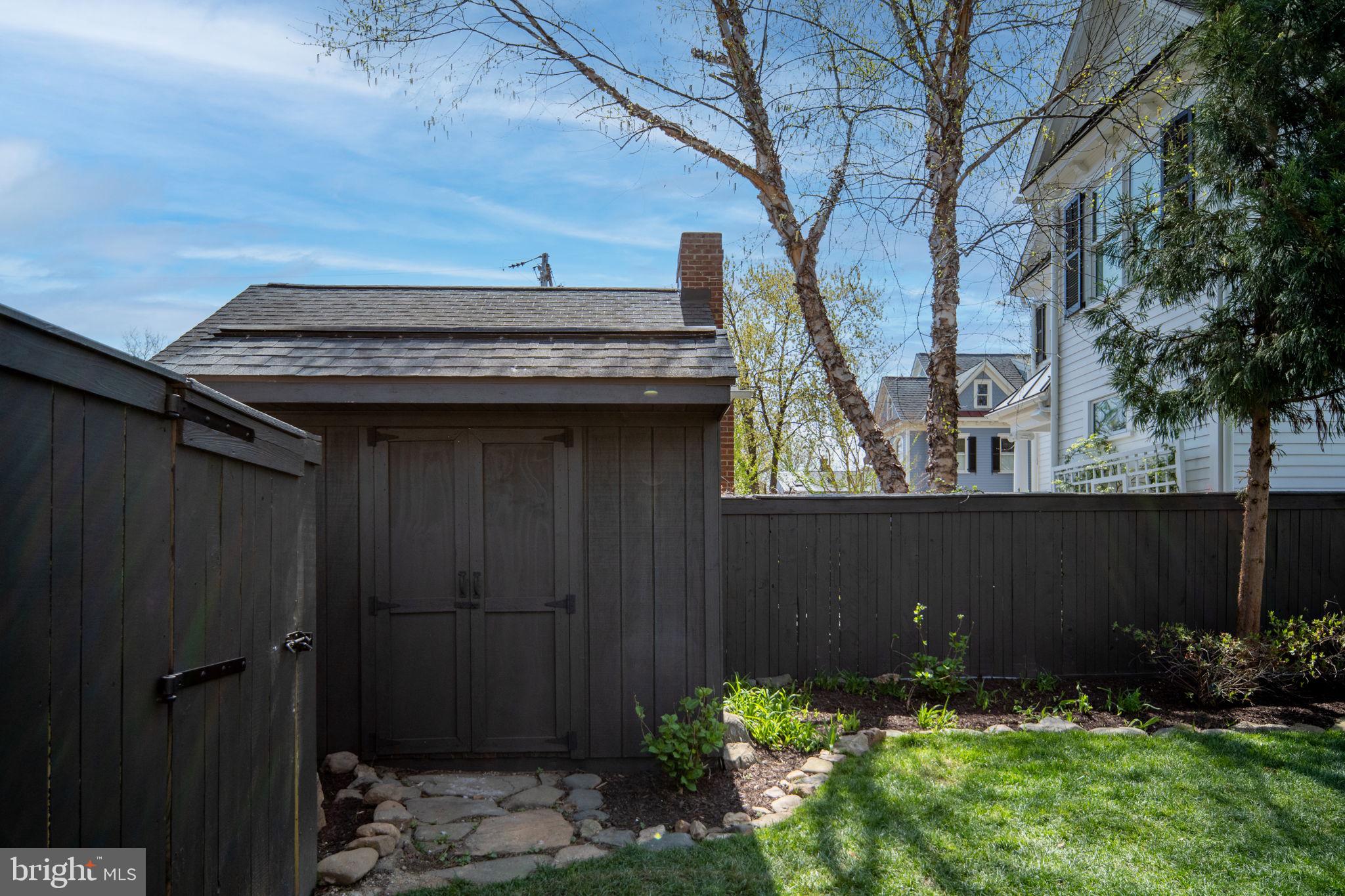 FREDERICKSBURG CITY - Residential