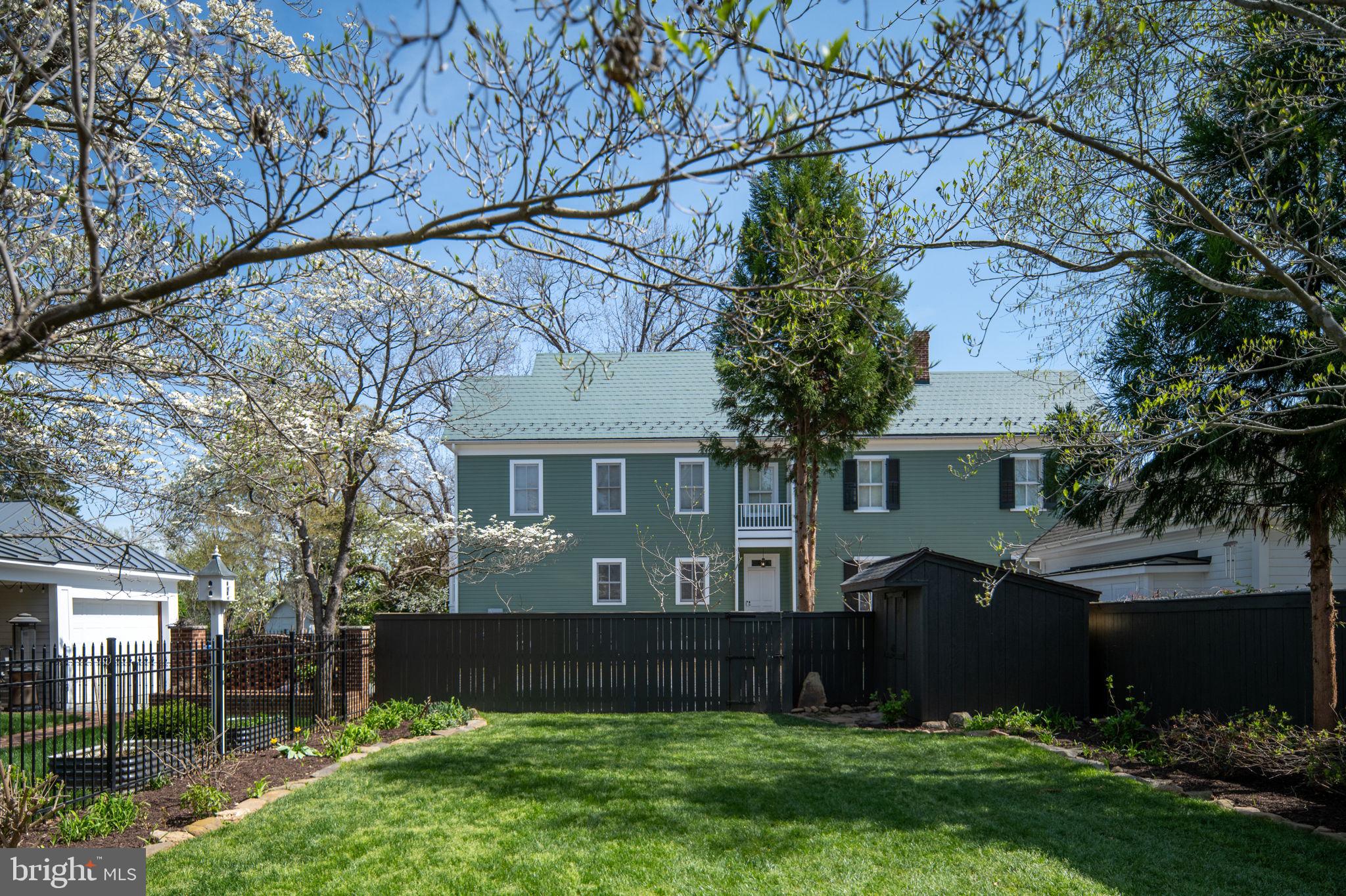 FREDERICKSBURG CITY - Residential