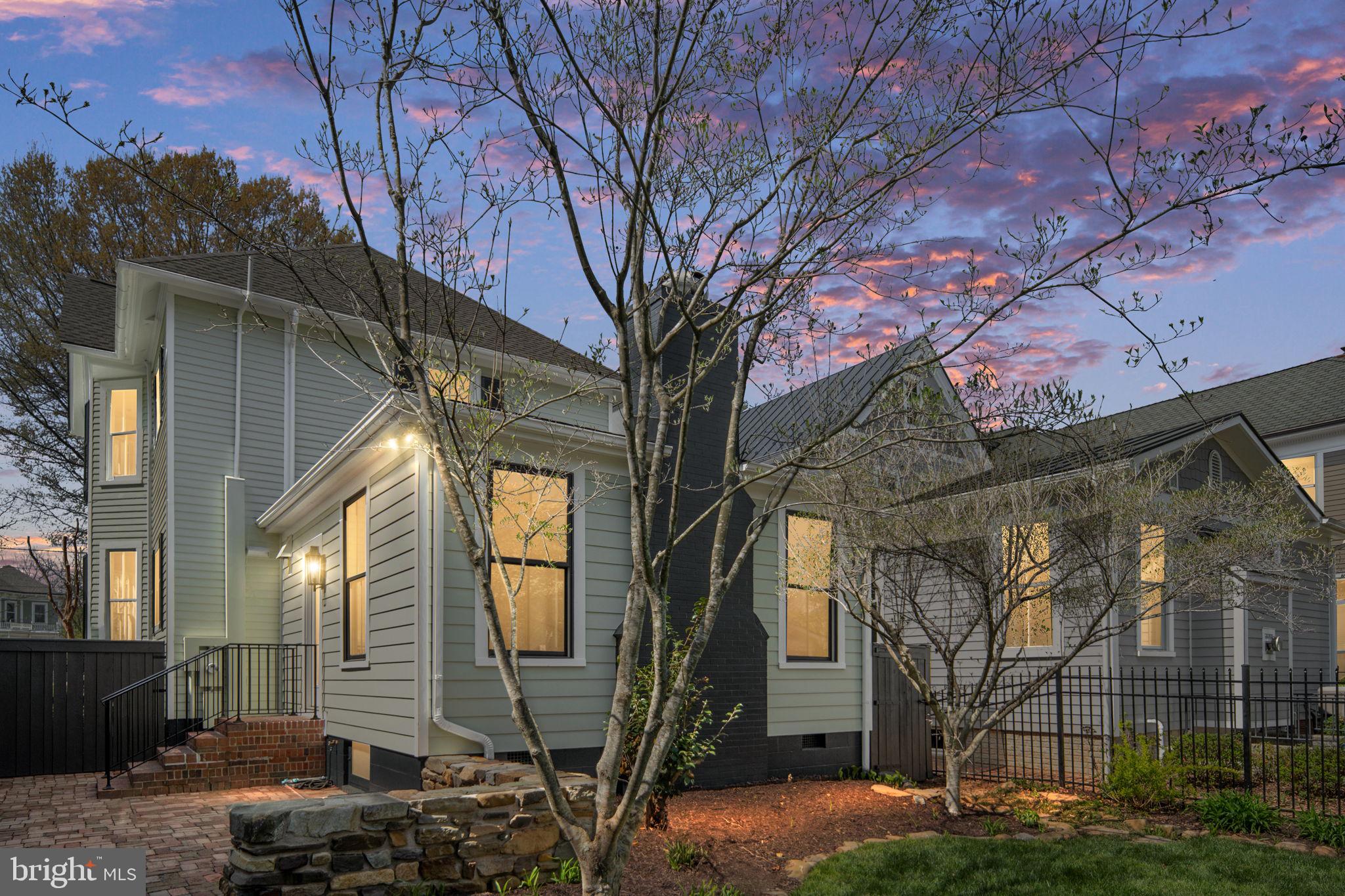 FREDERICKSBURG CITY - Residential