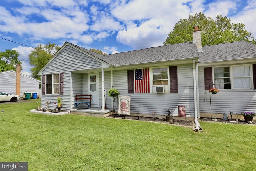 Discover this unique ranch-style home with a FULL BASEMENT and approximately 1,975 sqft of livable space on a spacious 15,000 sqft lot in Croydon, Bucks County. Impeccably maintained, this unique home features three generously sized bedrooms, a sizable kitchen, and a spacious living room. The highlight of this property is its beautiful backyard, perfect for hosting social gatherings. Don't miss your chance to own this beautiful home, priced to sell and available for viewing on Saturday, May 6th, 2023, from 12:00 pm to 2:00 pm.  
Come check it out!