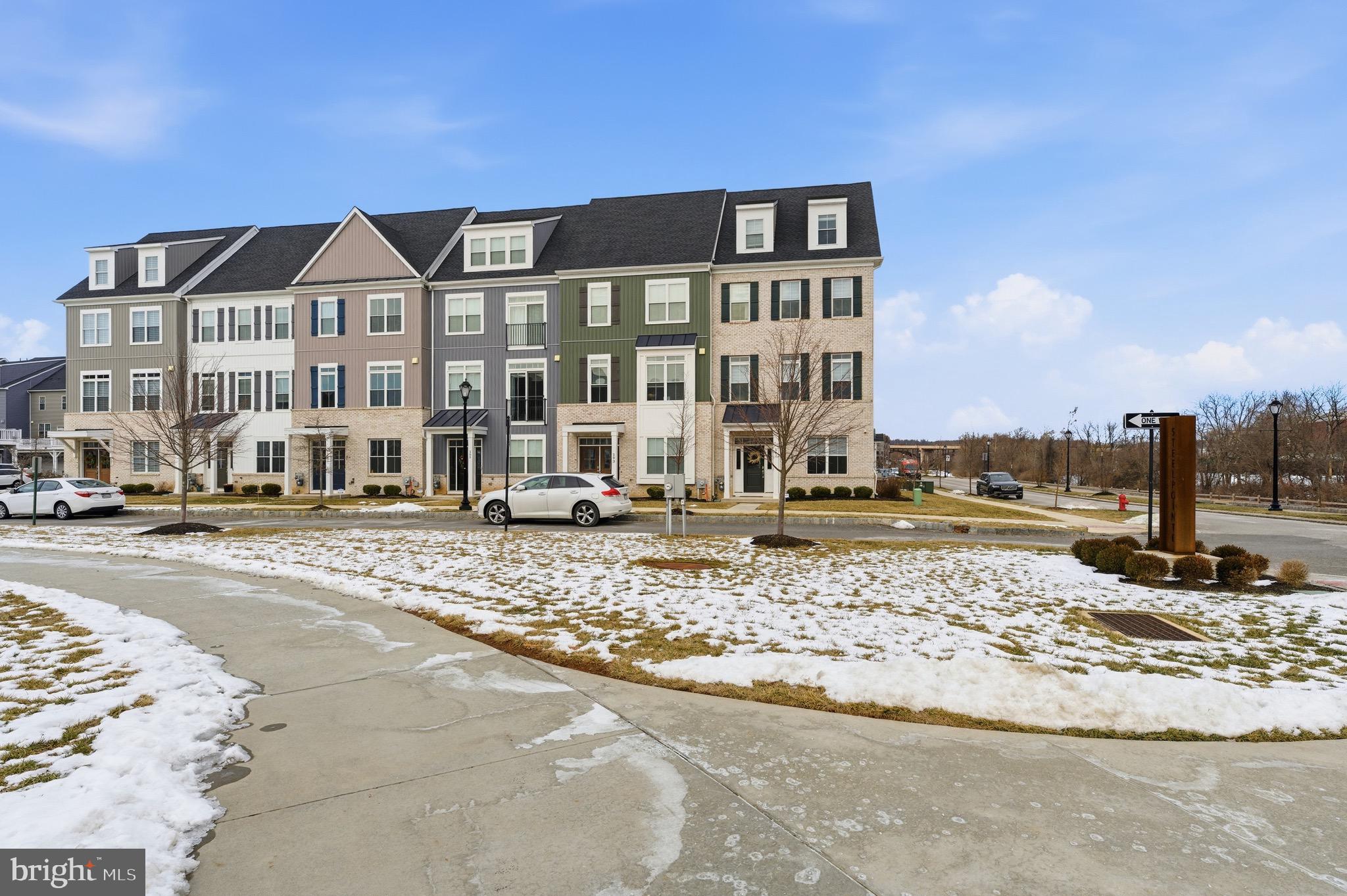 STEELPOINTE - Residential