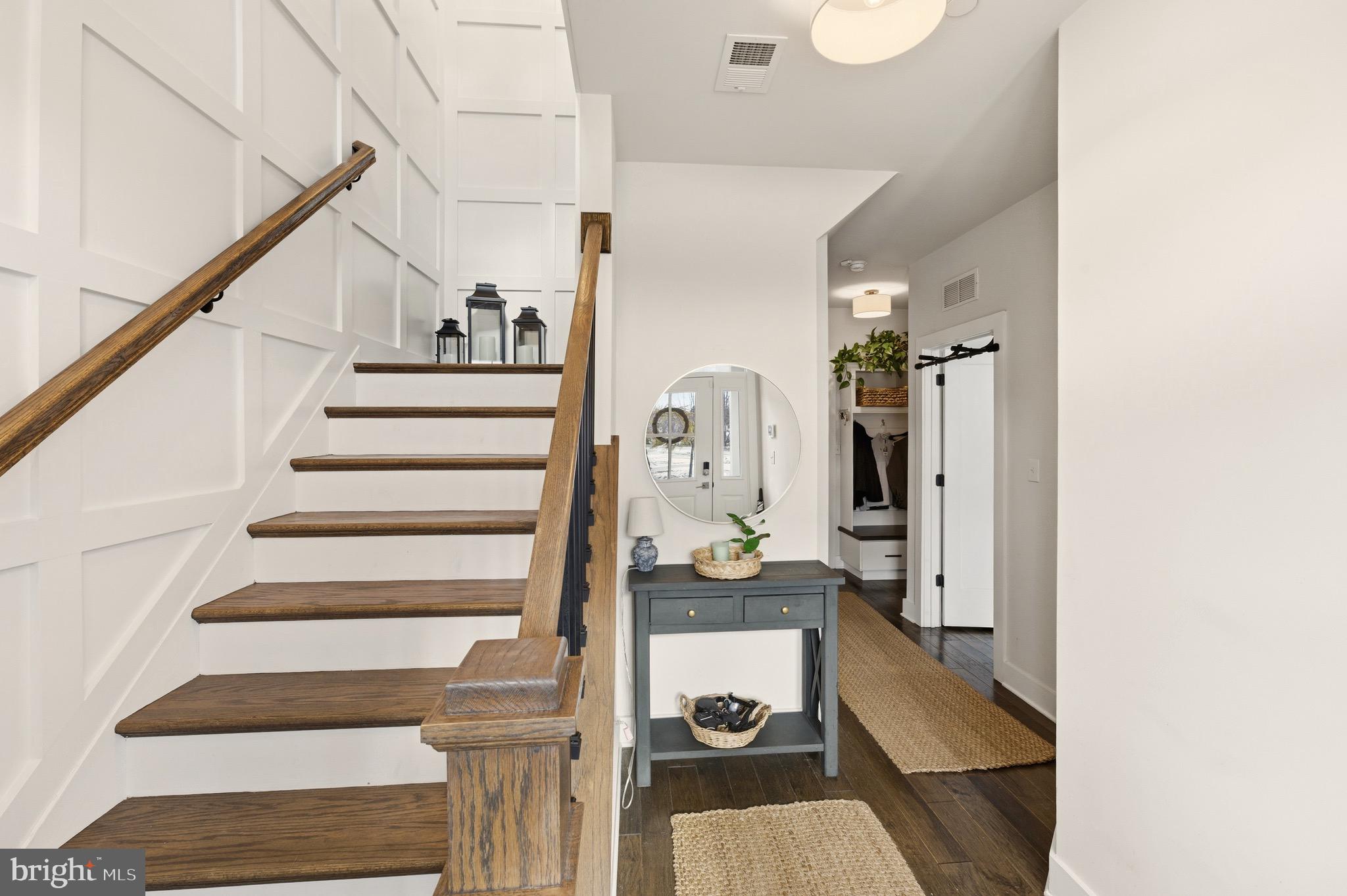 STEELPOINTE - Residential