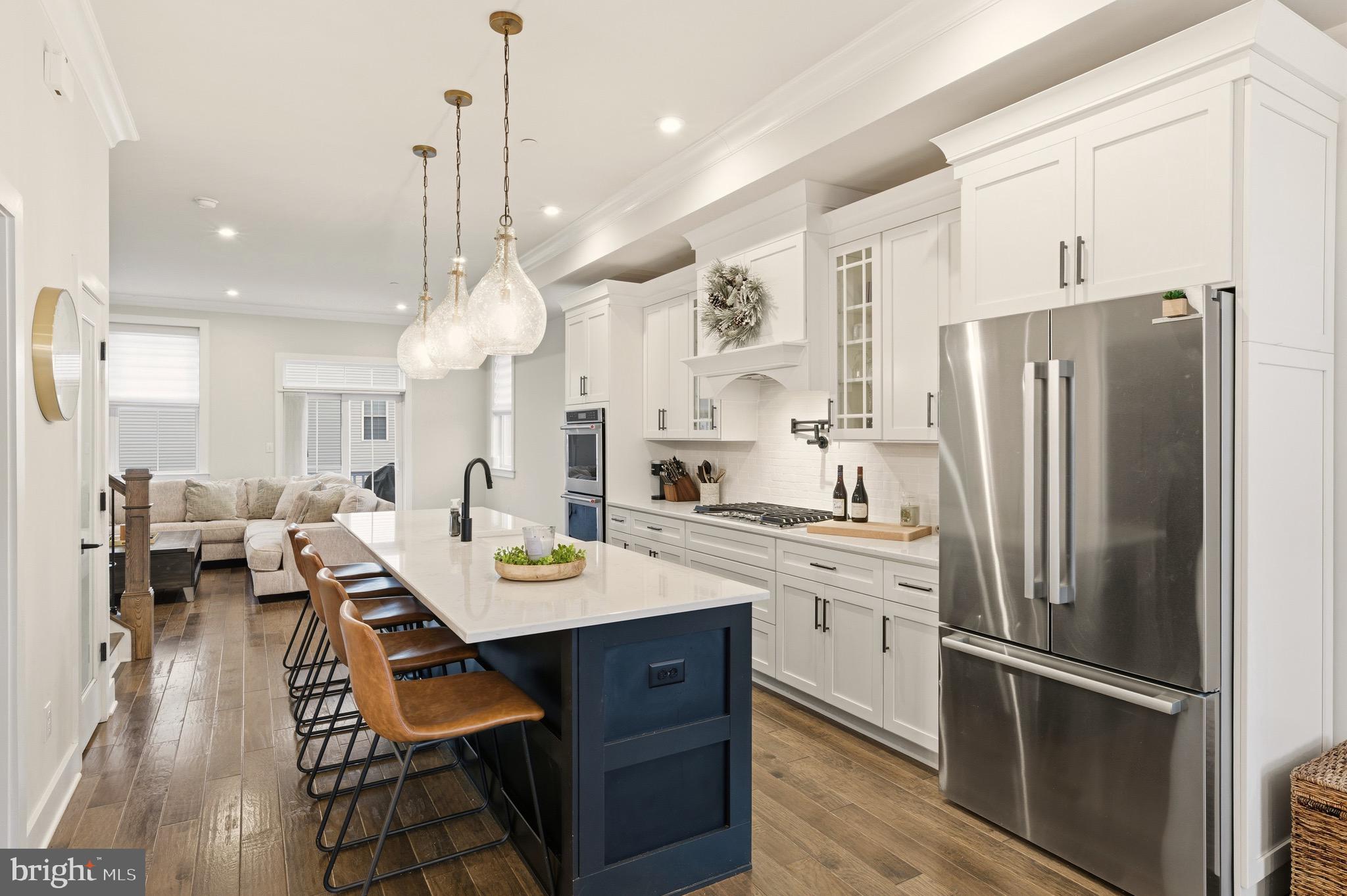 STEELPOINTE - Residential