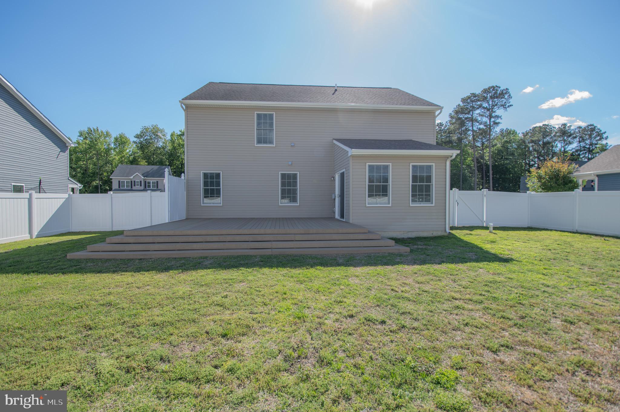 COUNTRY GROVE - Residential