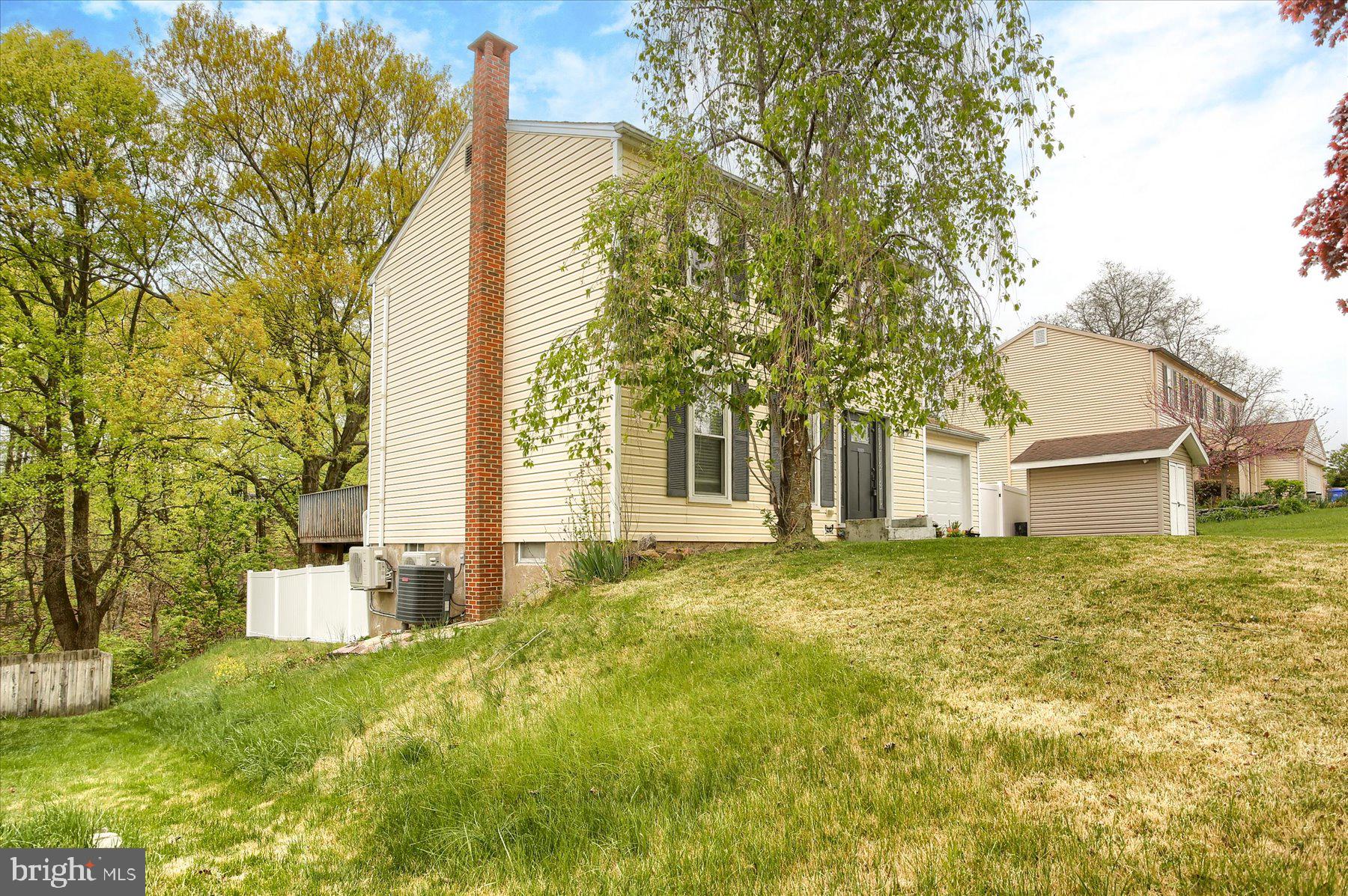 1680 PEBBLE BROOK LANE