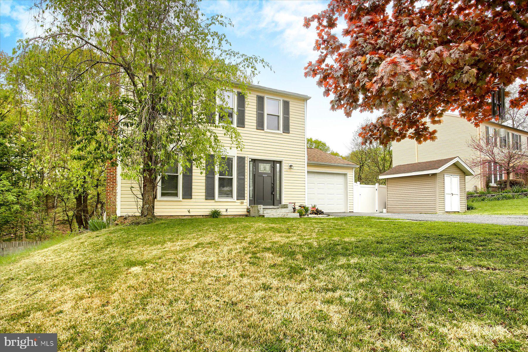 1680 PEBBLE BROOK LANE