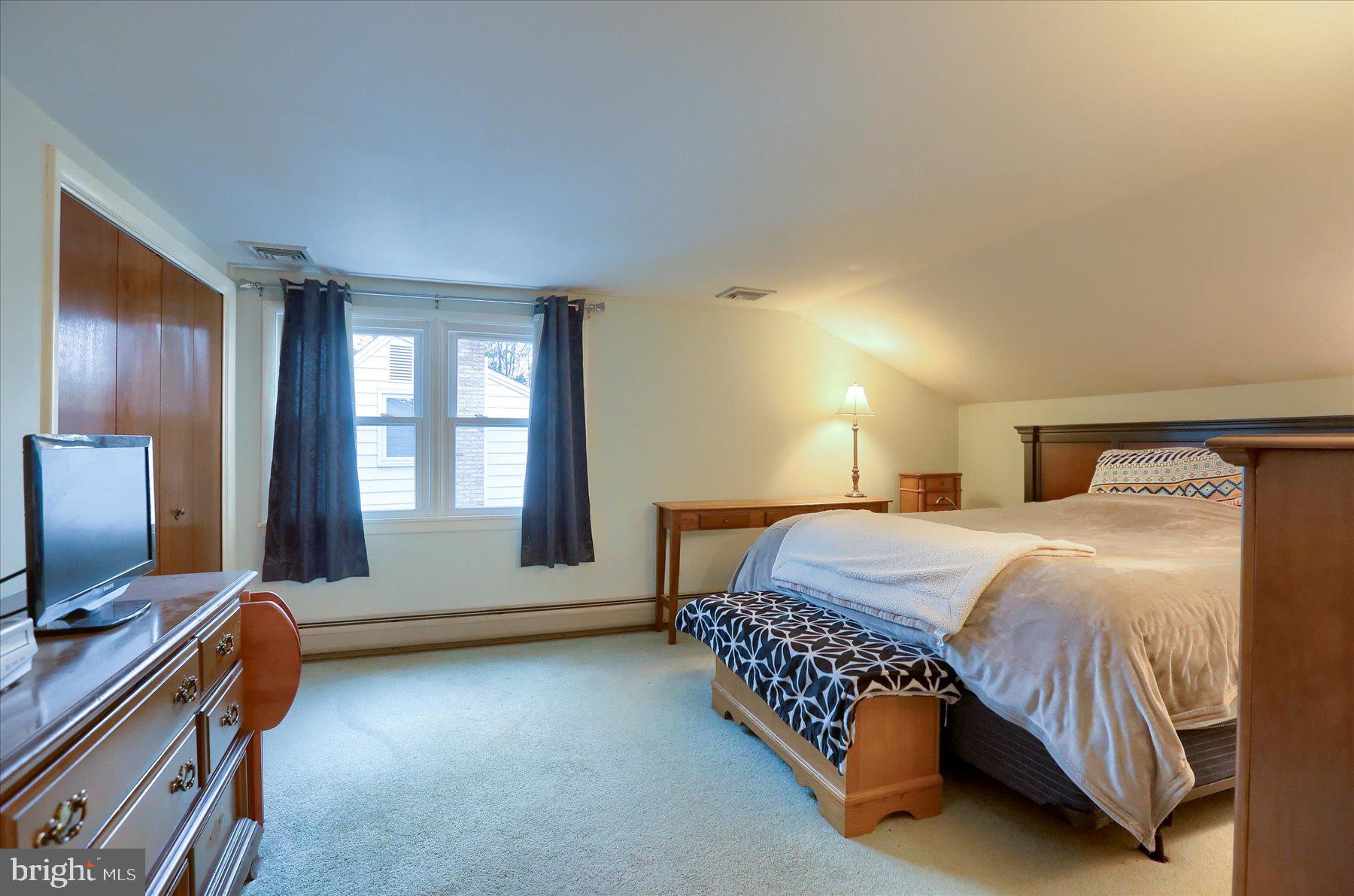 OAKWOOD PARK - Residential