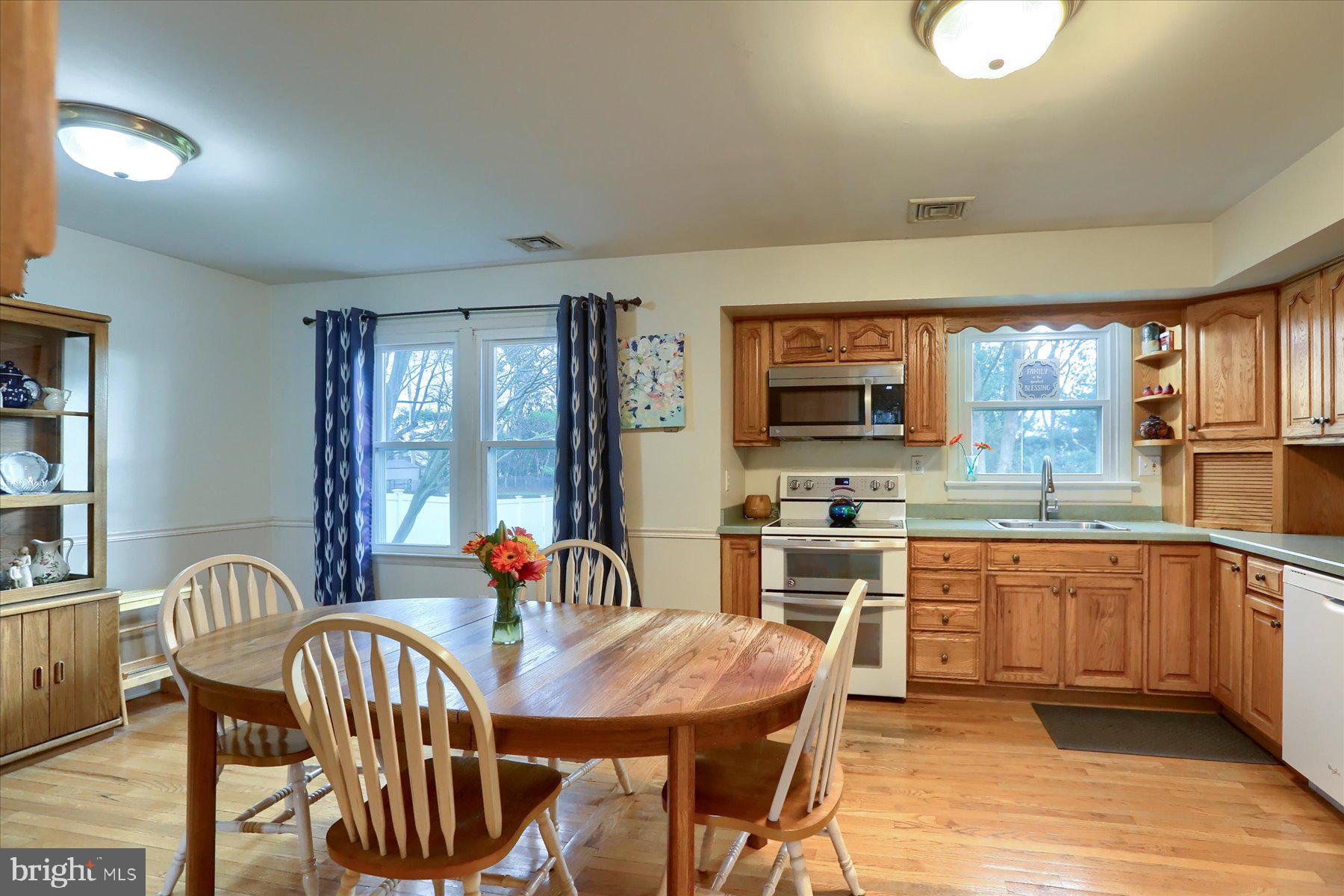 OAKWOOD PARK - Residential