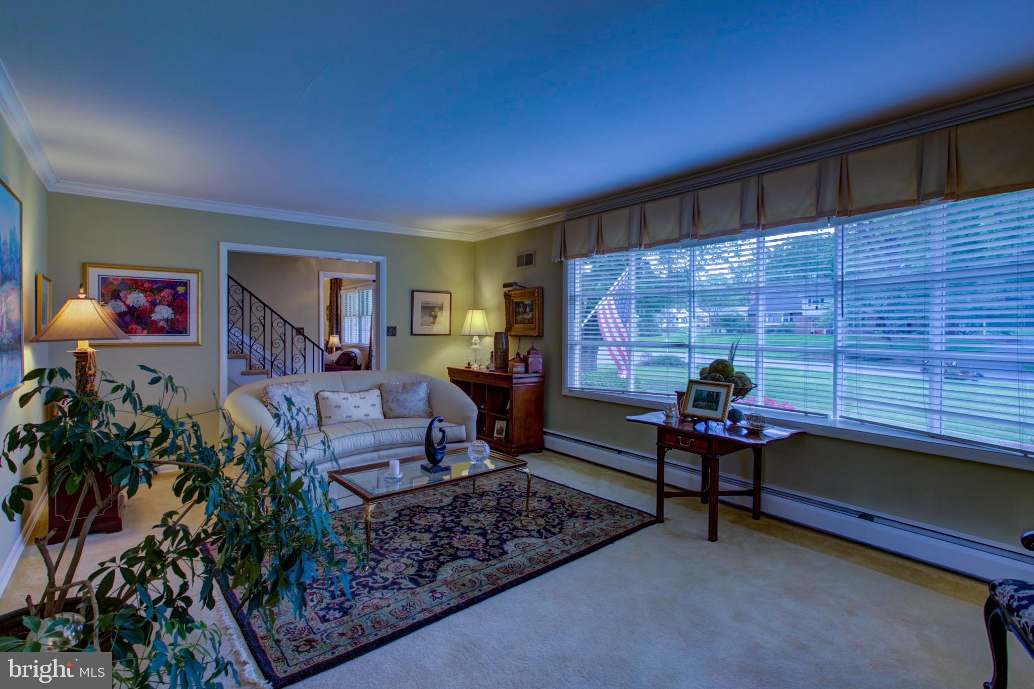 COUNTRY CLUB HEIGHTS - Residential