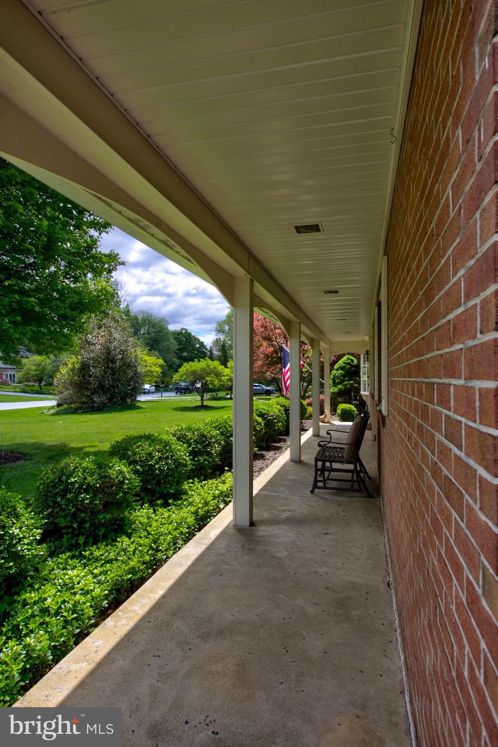 COUNTRY CLUB HEIGHTS - Residential