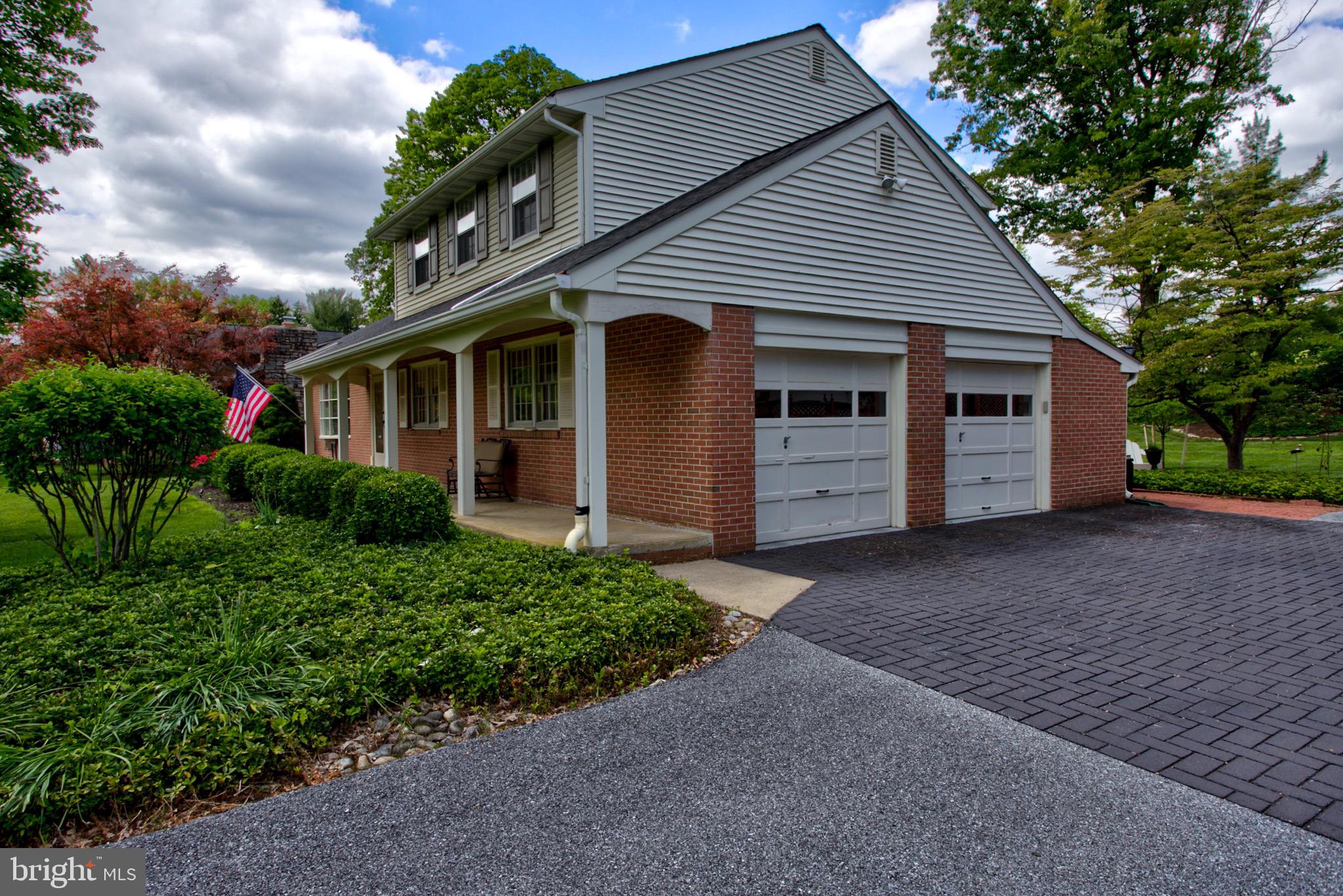 COUNTRY CLUB HEIGHTS - Residential
