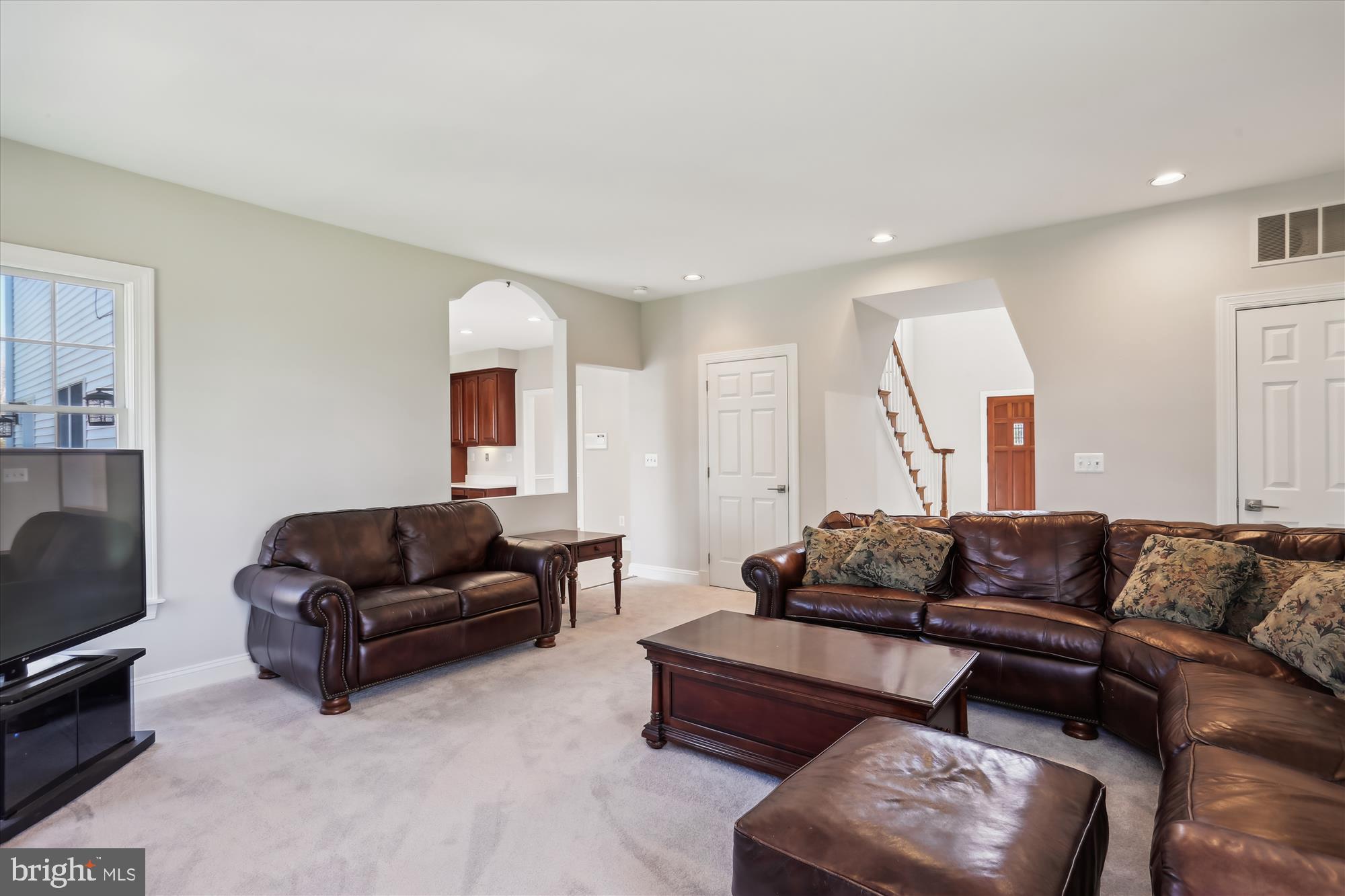 FARMLANDS - Residential