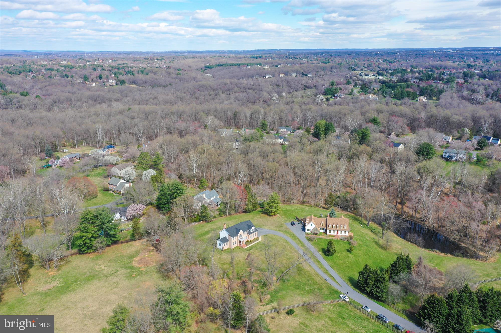 FARMLANDS - Residential