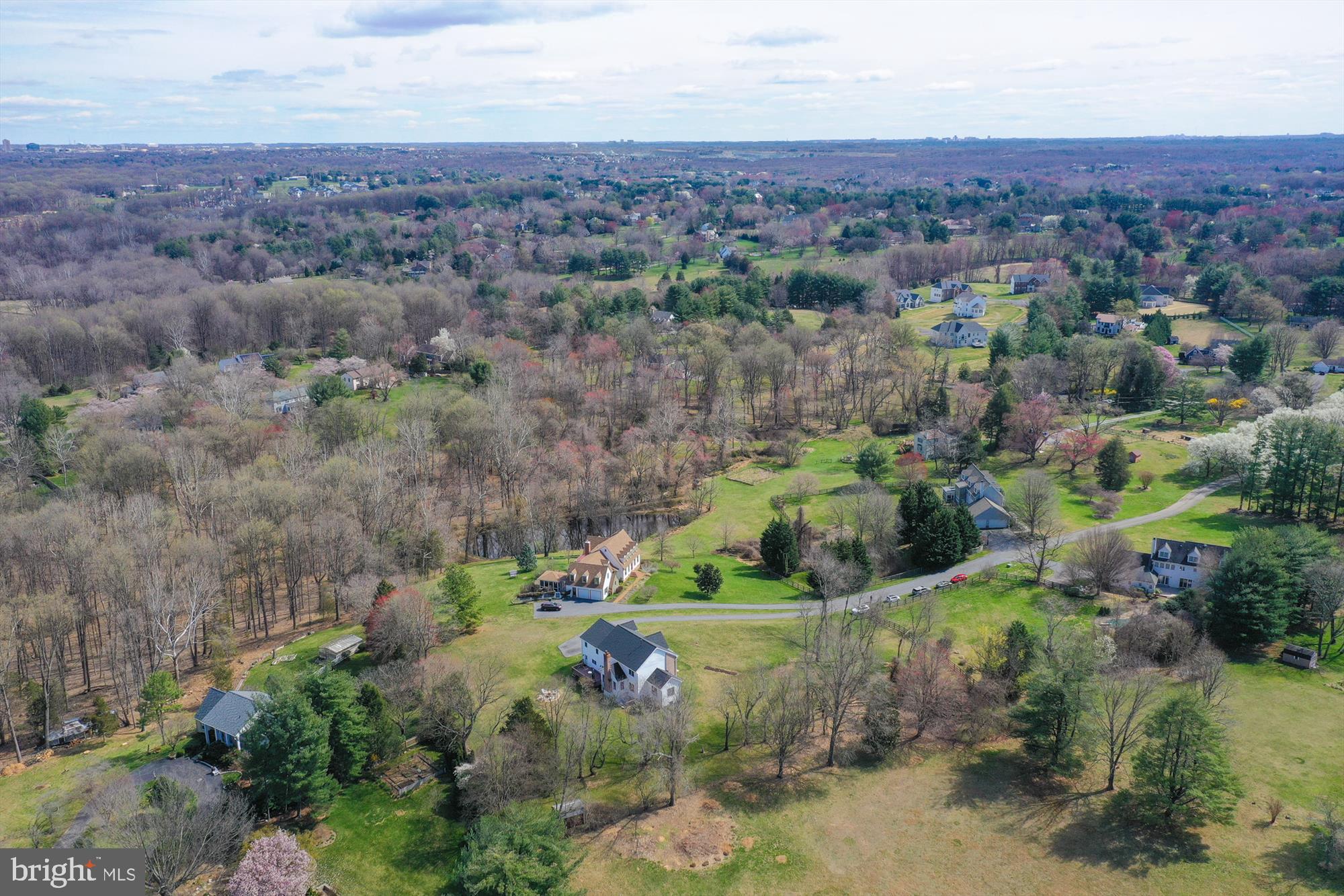 FARMLANDS - Residential