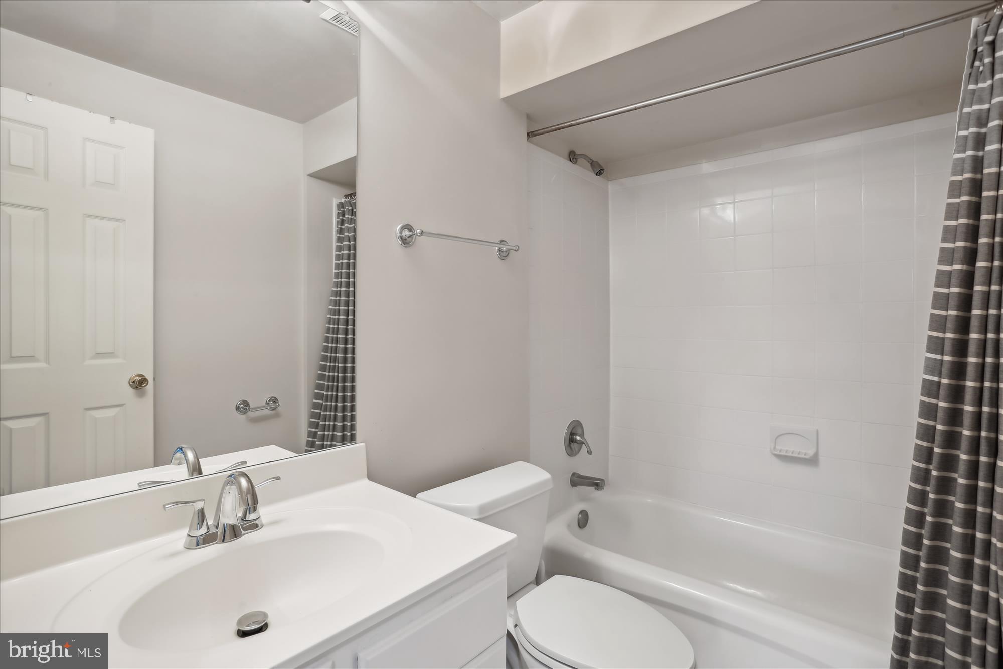 FARMLANDS - Residential