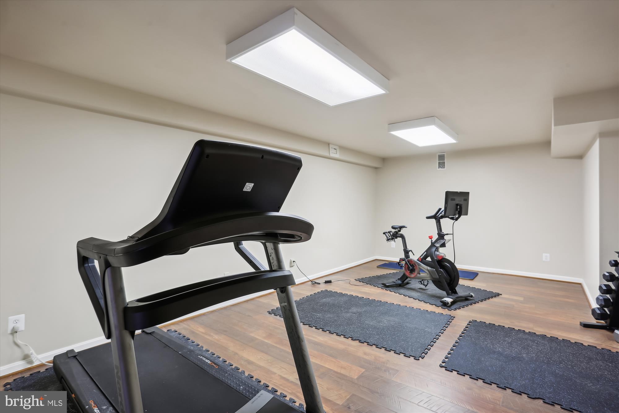 FARMLANDS - Residential