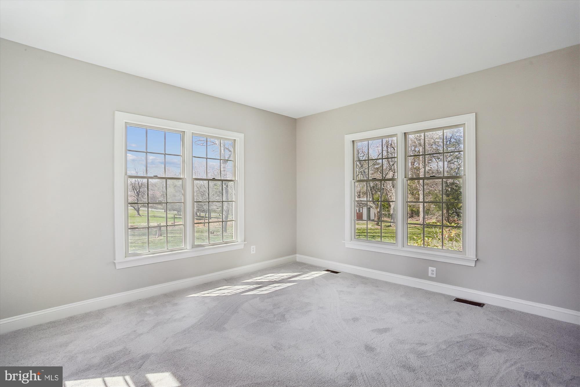 FARMLANDS - Residential