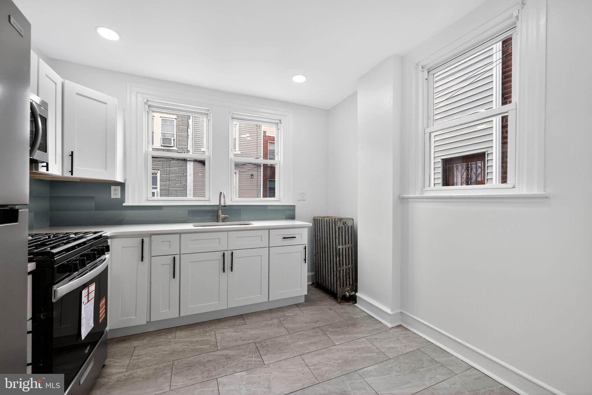 LAWNCREST - Residential