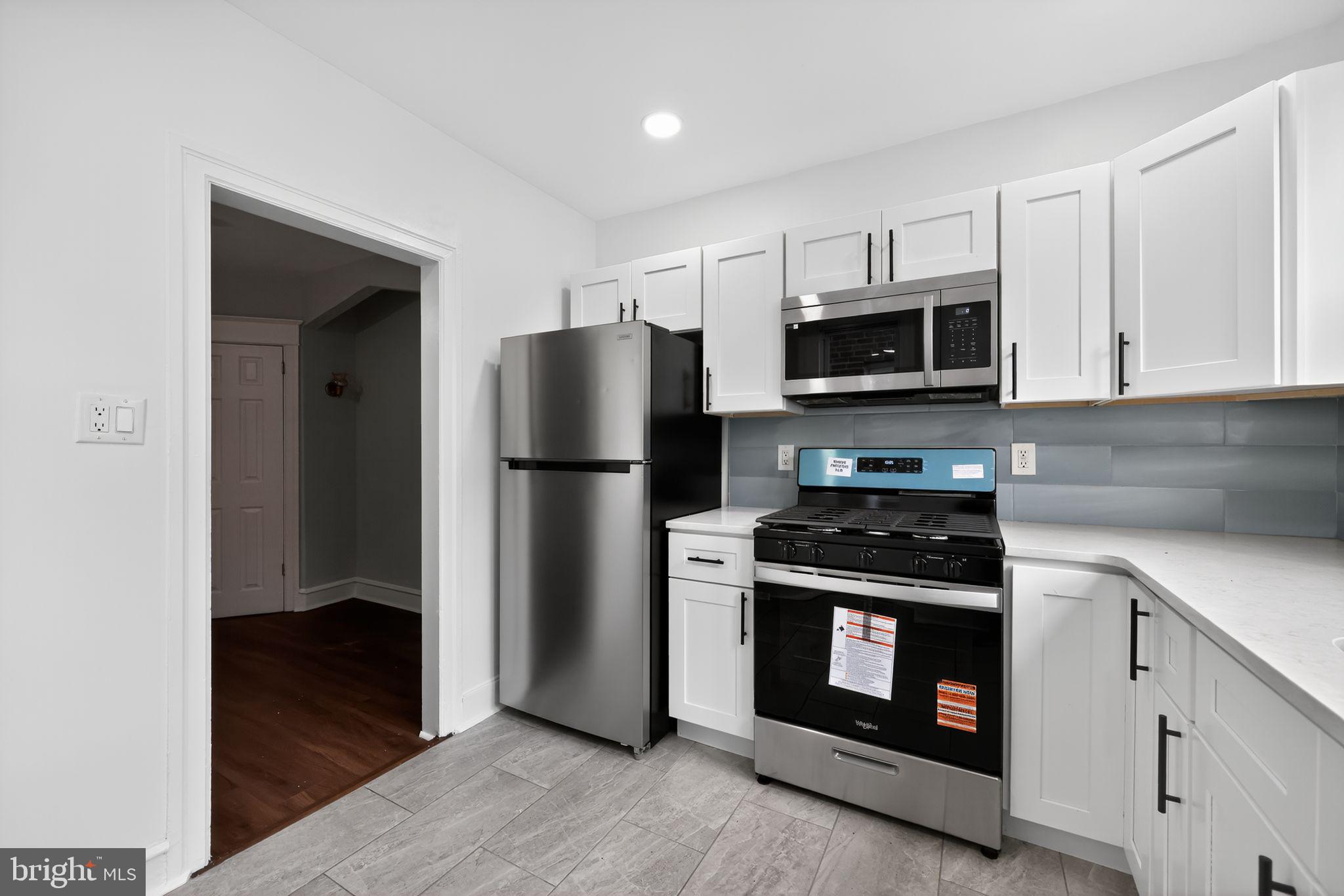 LAWNCREST - Residential