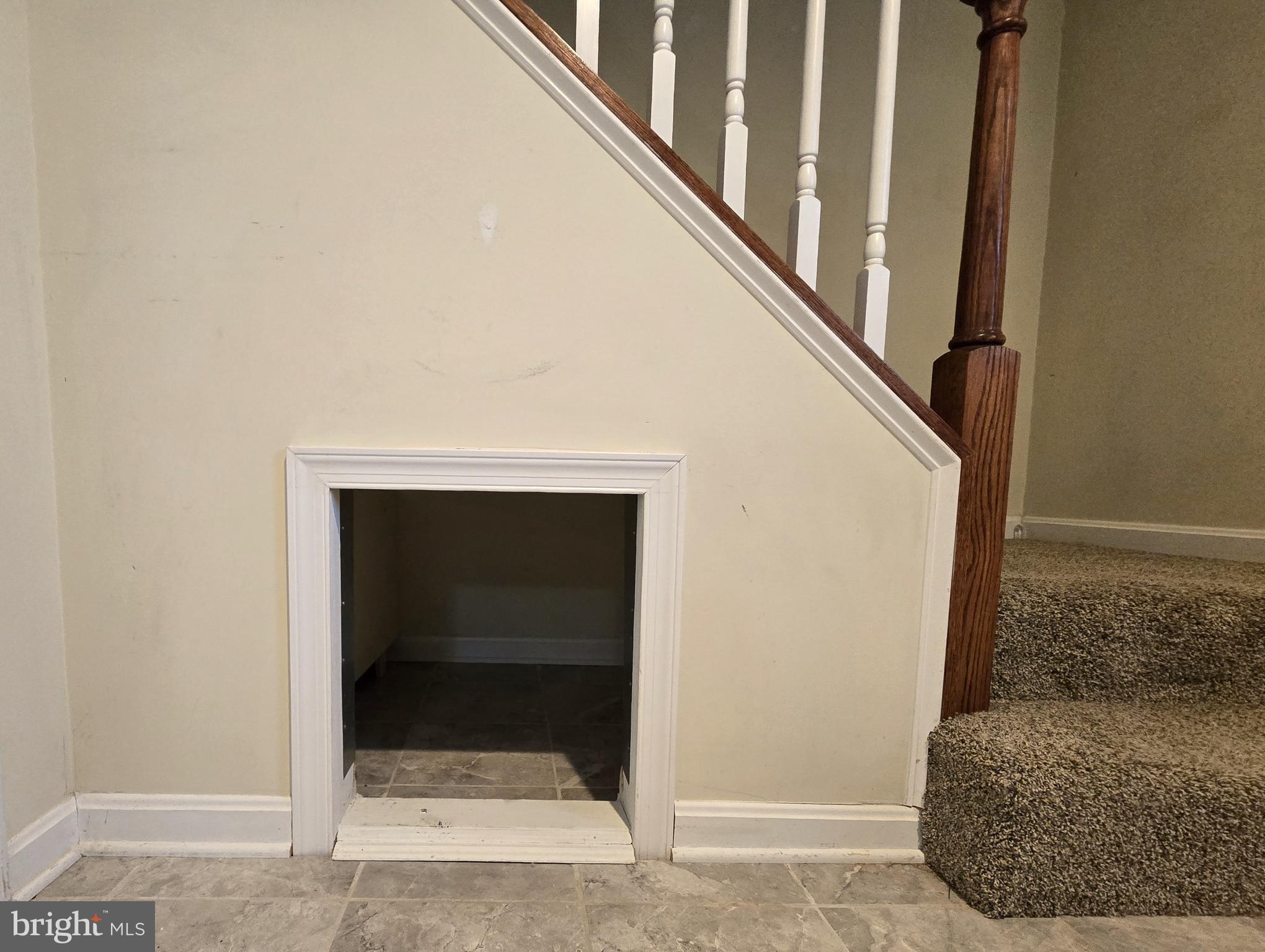 BANKS O'DEE - Residential