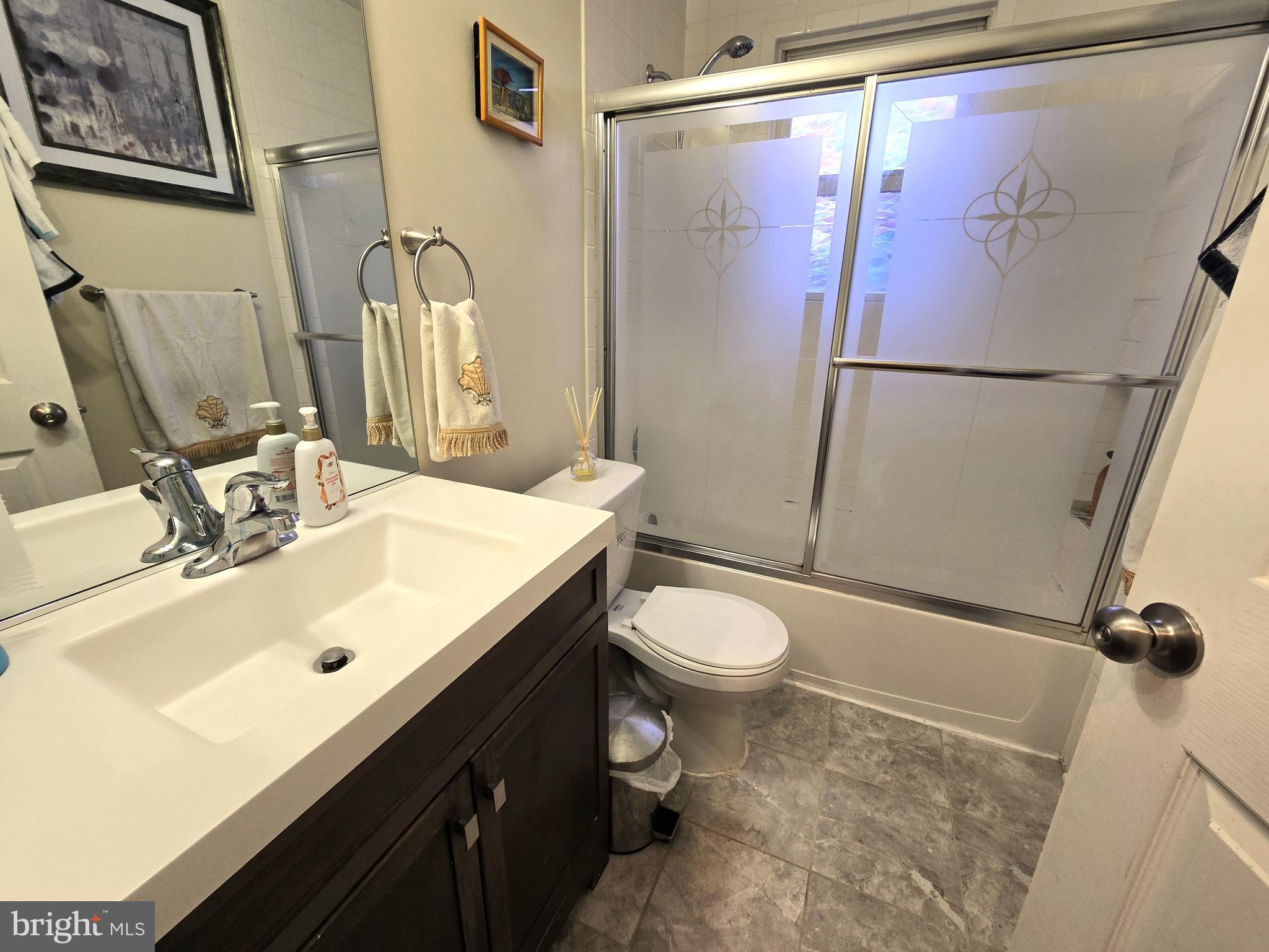 BANKS O'DEE - Residential