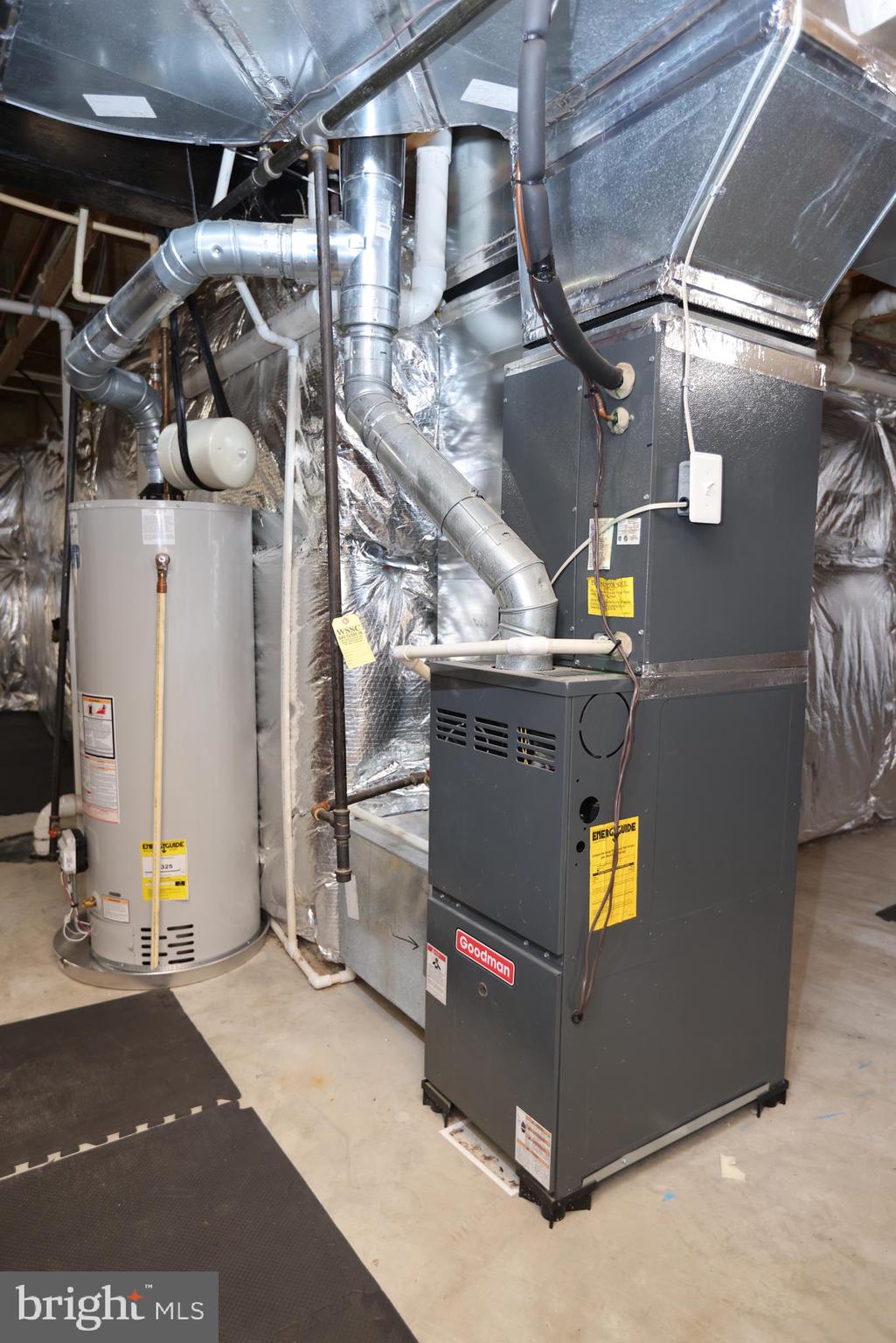 SNOWDEN POND AT MONTPELIER - Residential Lease