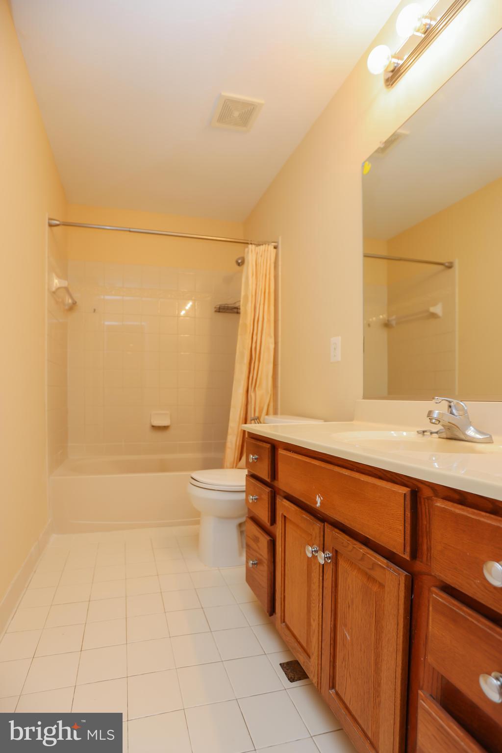 SNOWDEN POND AT MONTPELIER - Residential Lease