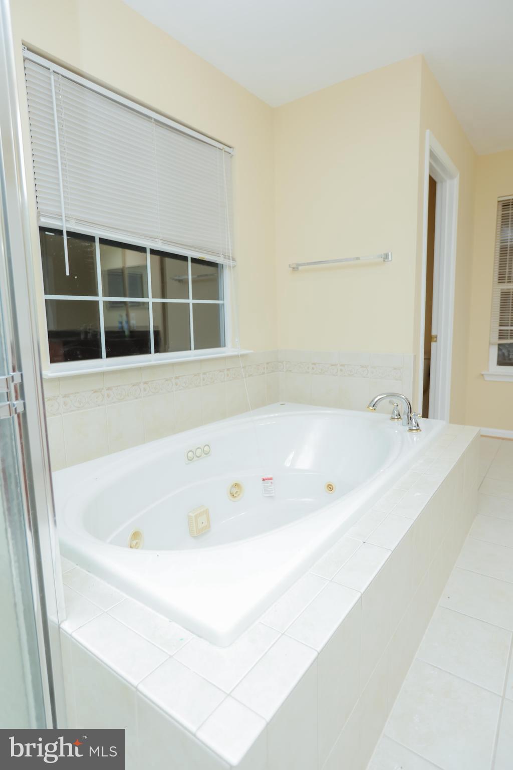 SNOWDEN POND AT MONTPELIER - Residential Lease