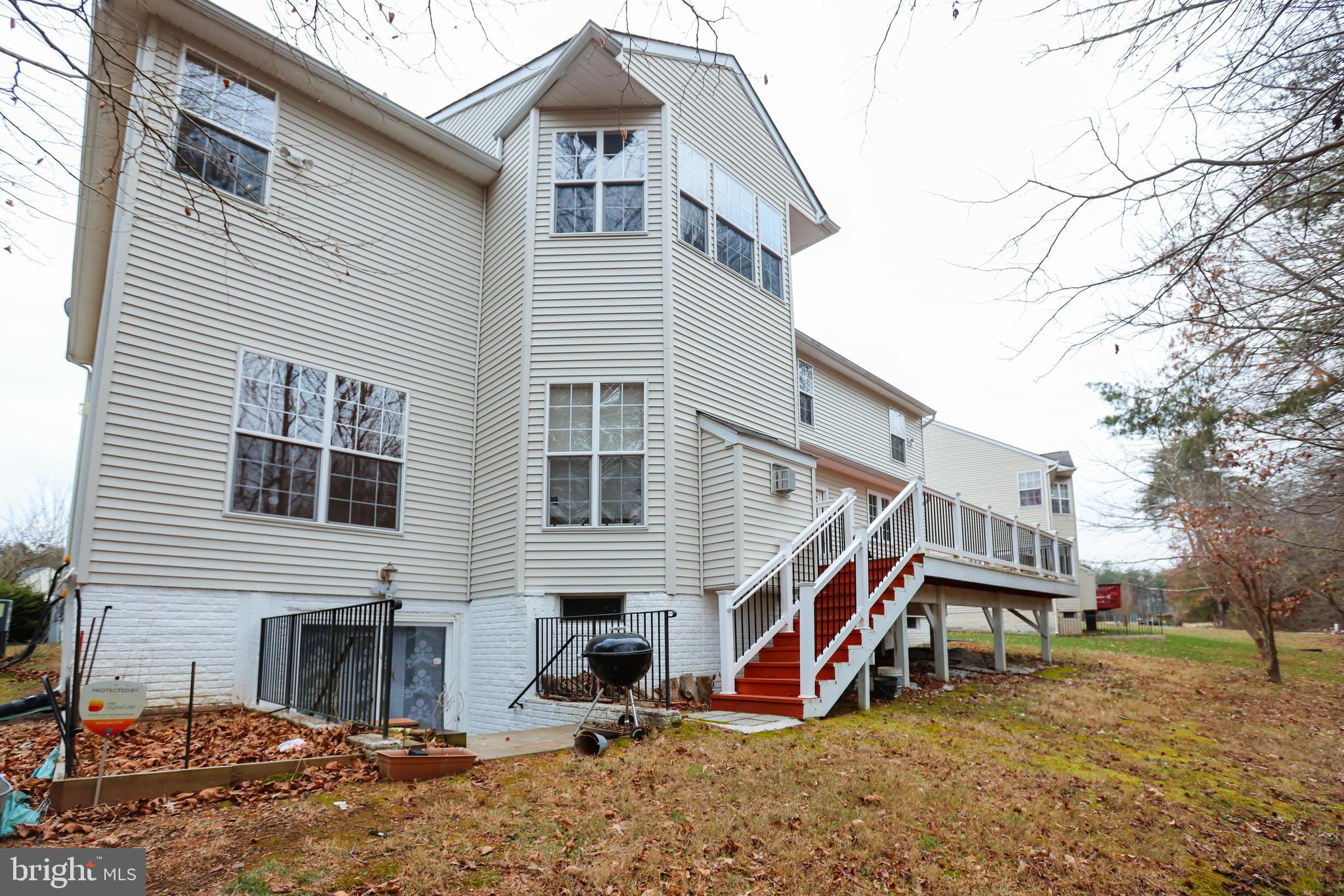 SNOWDEN POND AT MONTPELIER - Residential Lease