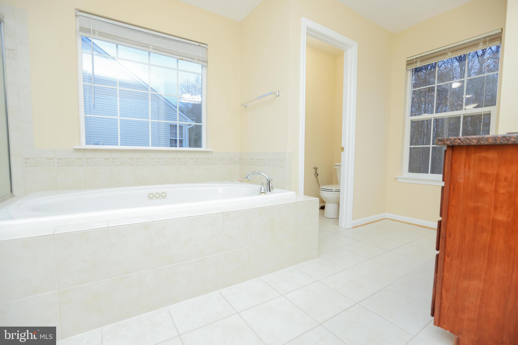 SNOWDEN POND AT MONTPELIER - Residential Lease