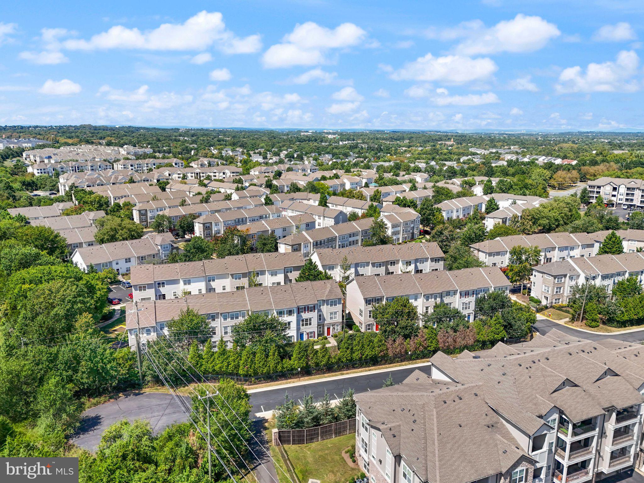 PARKSIDE AT ASHBURN - Residential