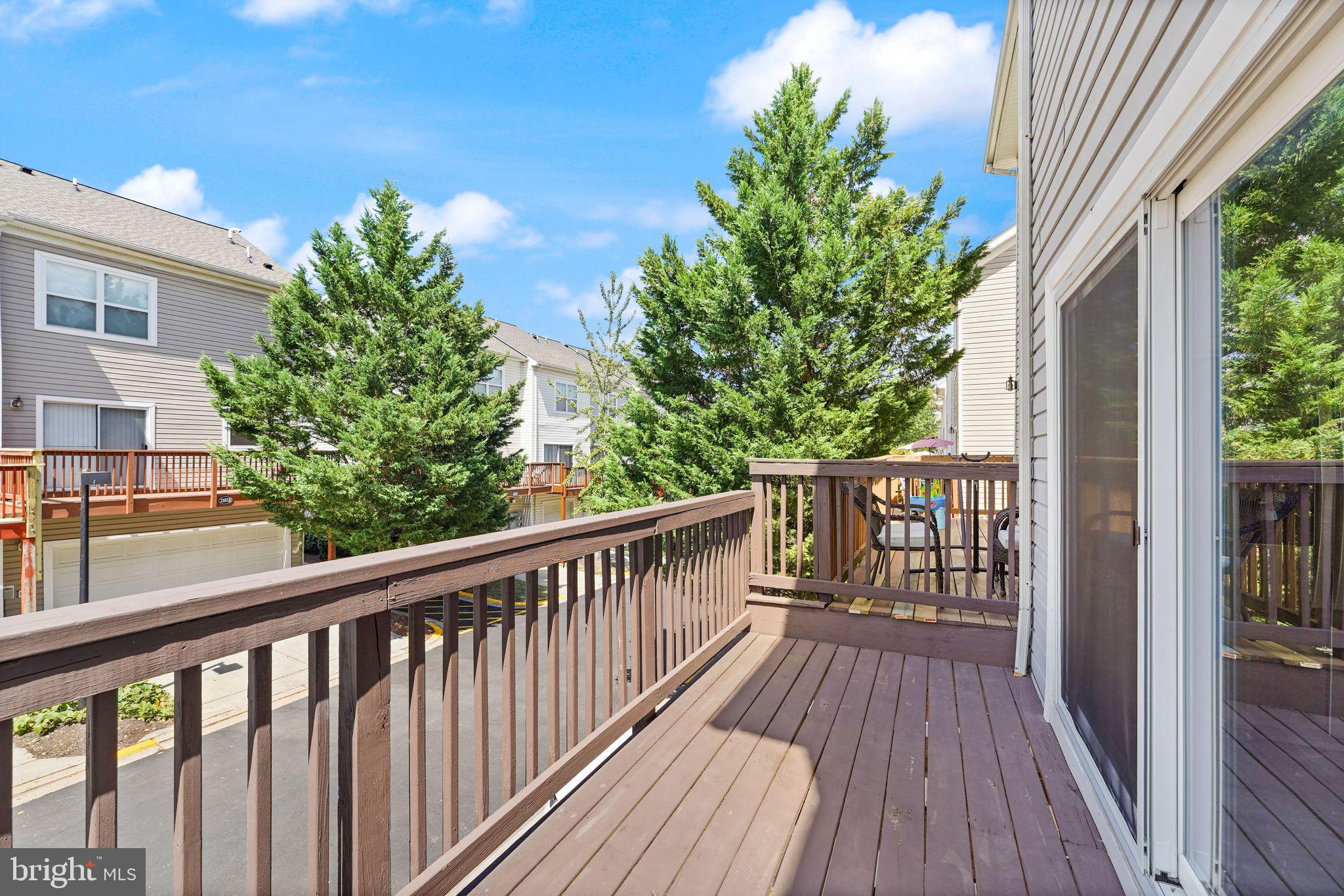 PARKSIDE AT ASHBURN - Residential