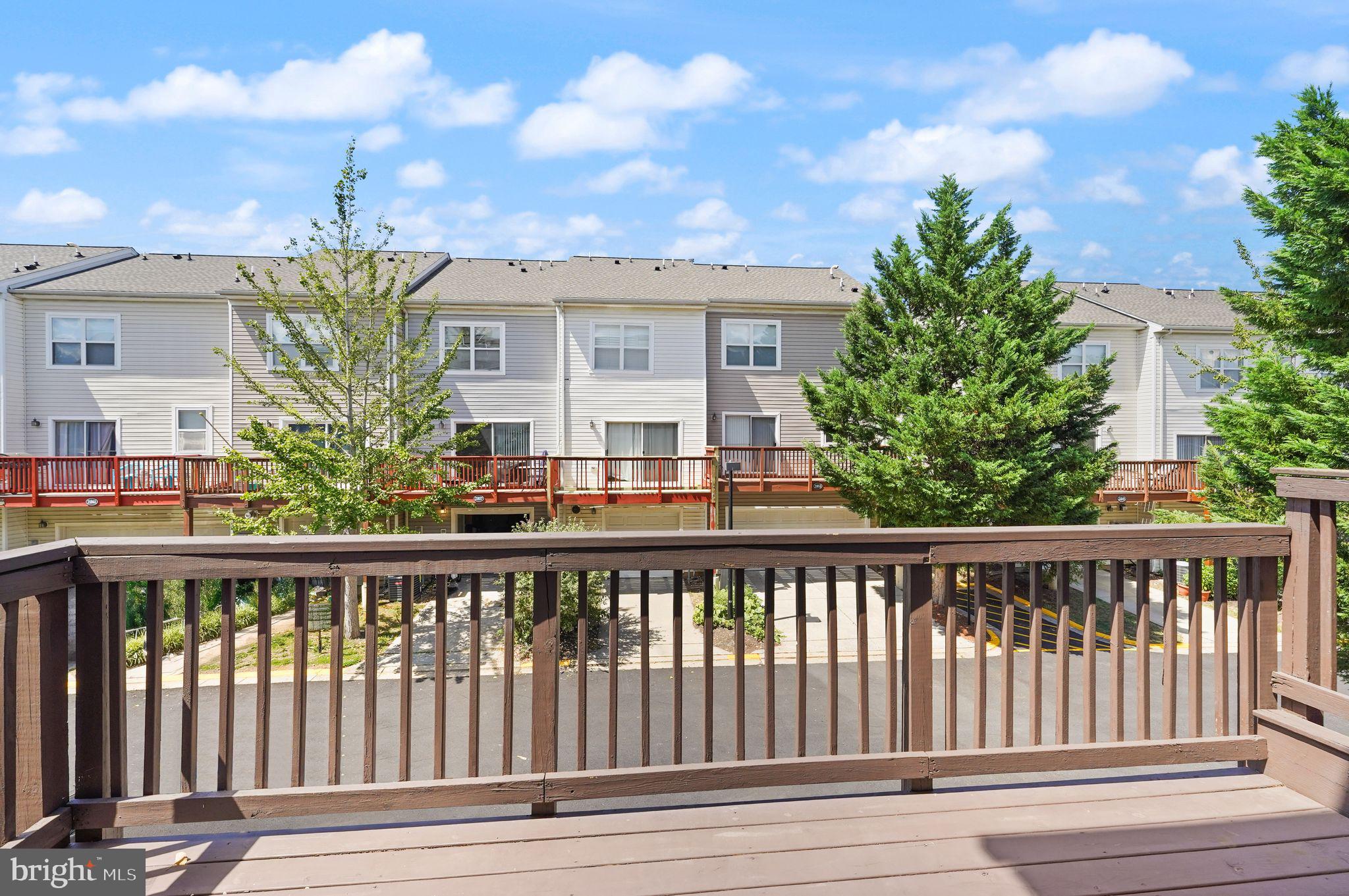 PARKSIDE AT ASHBURN - Residential