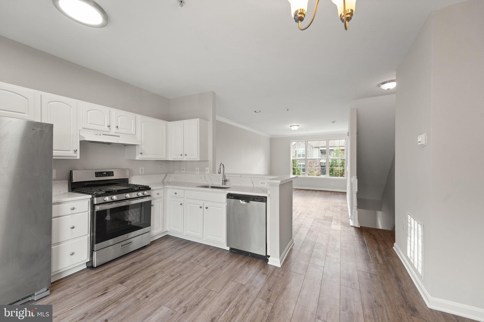 PARKSIDE AT ASHBURN - Residential