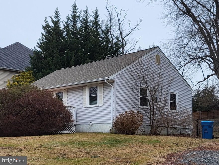 One level living. 3 bedrooms, hardwood floors, freshly painted.  Washer and Dryer have been purchased and will be installed in laundry closet in hallway. New Driveway just installed.