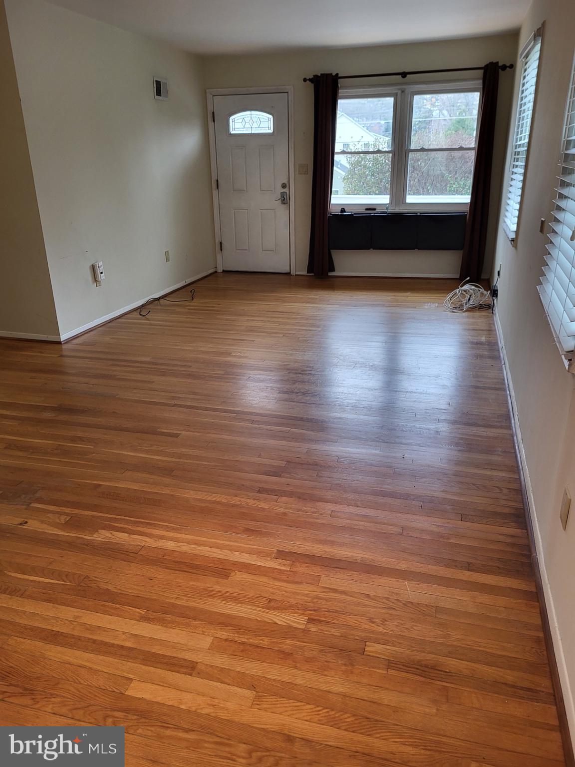 PIMMIT HILLS - Residential Lease