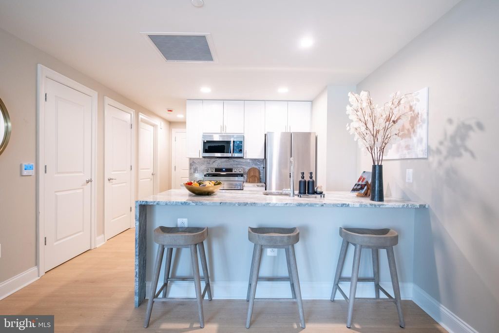 Photo of 2301 - 61 John F Kennedy Boulevard #203, PHILADELPHIA, PA 19103 (MLS # PAPH2553212)