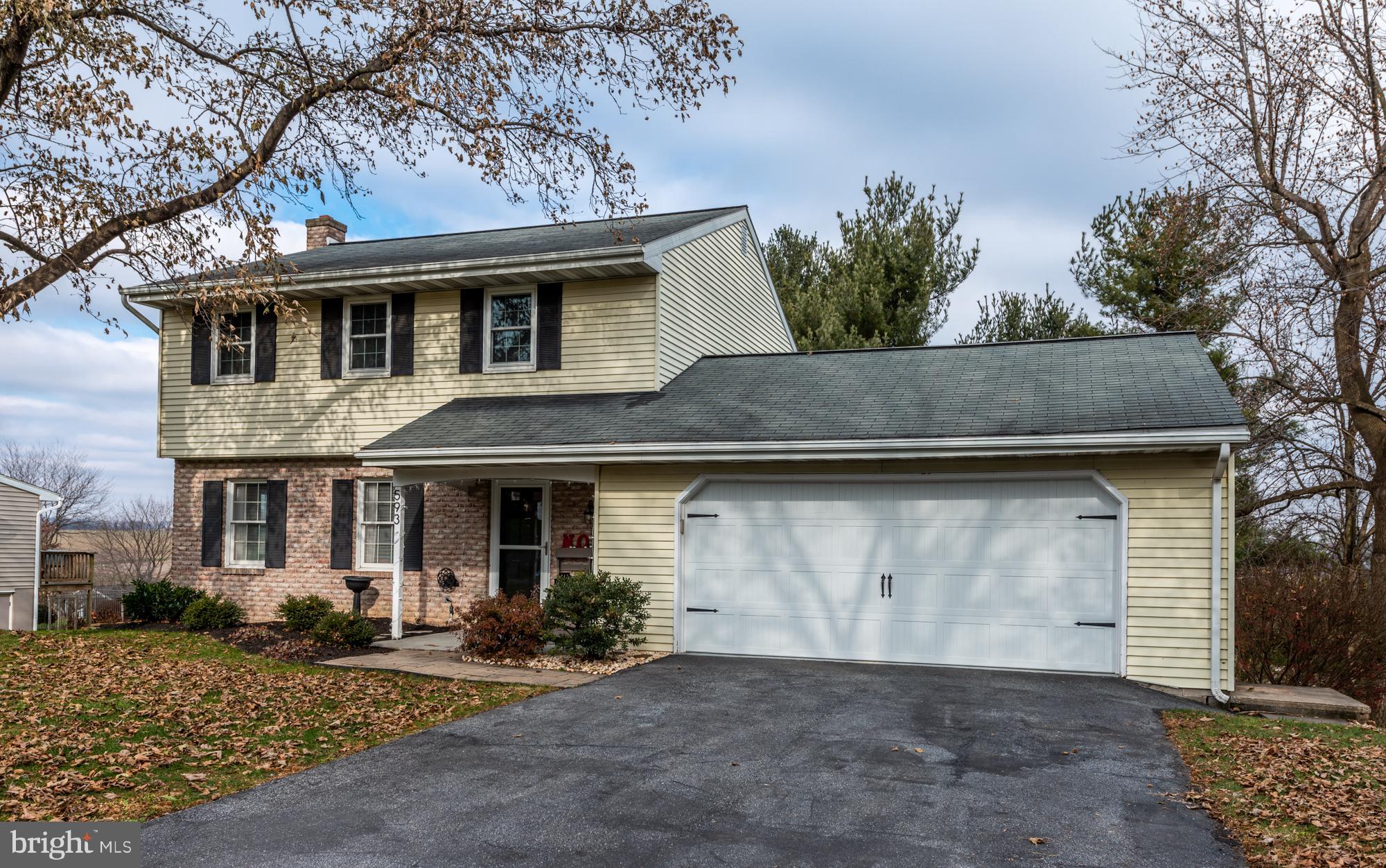 HI VIEW ESTATES - Residential