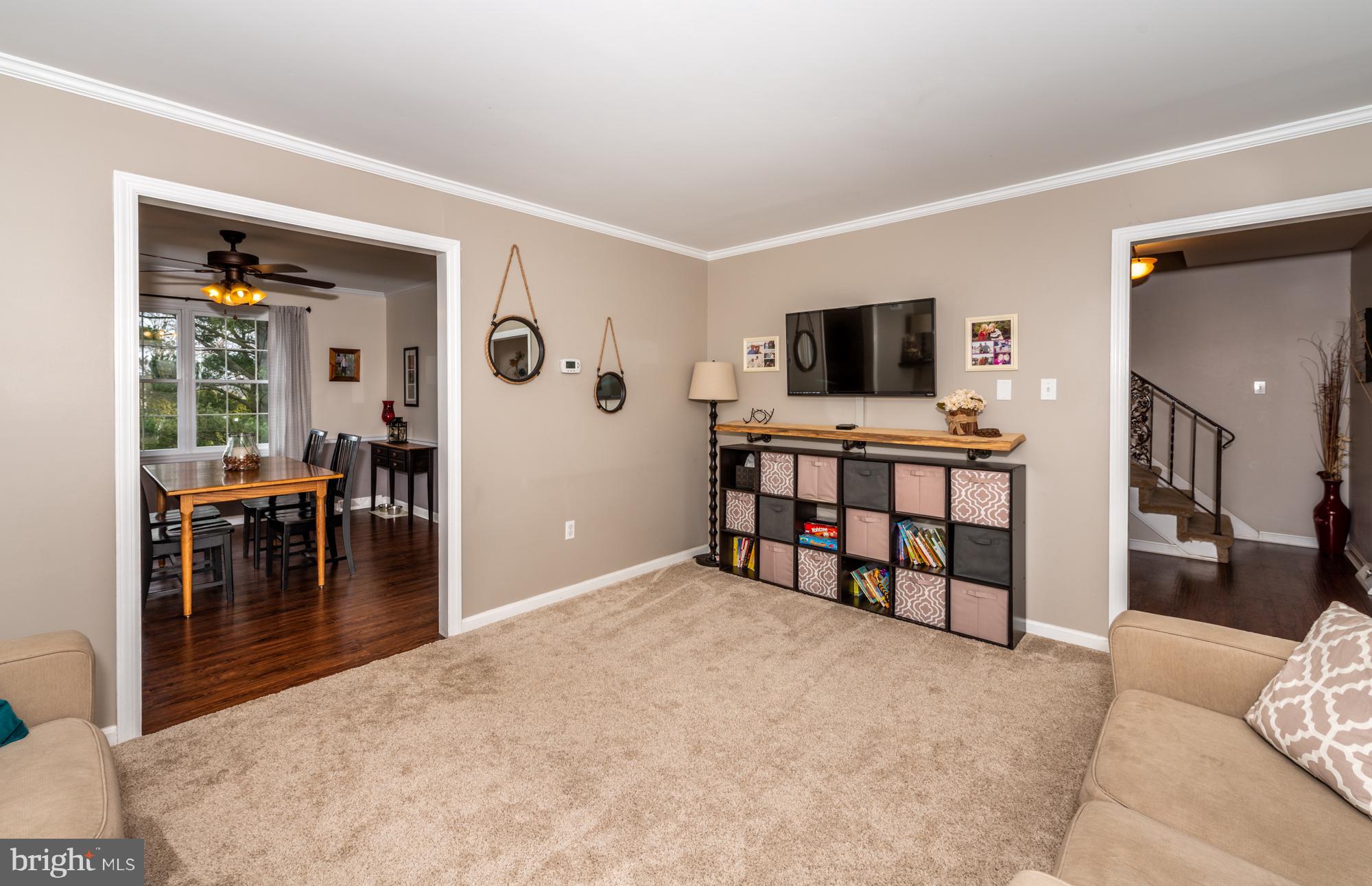 HI VIEW ESTATES - Residential