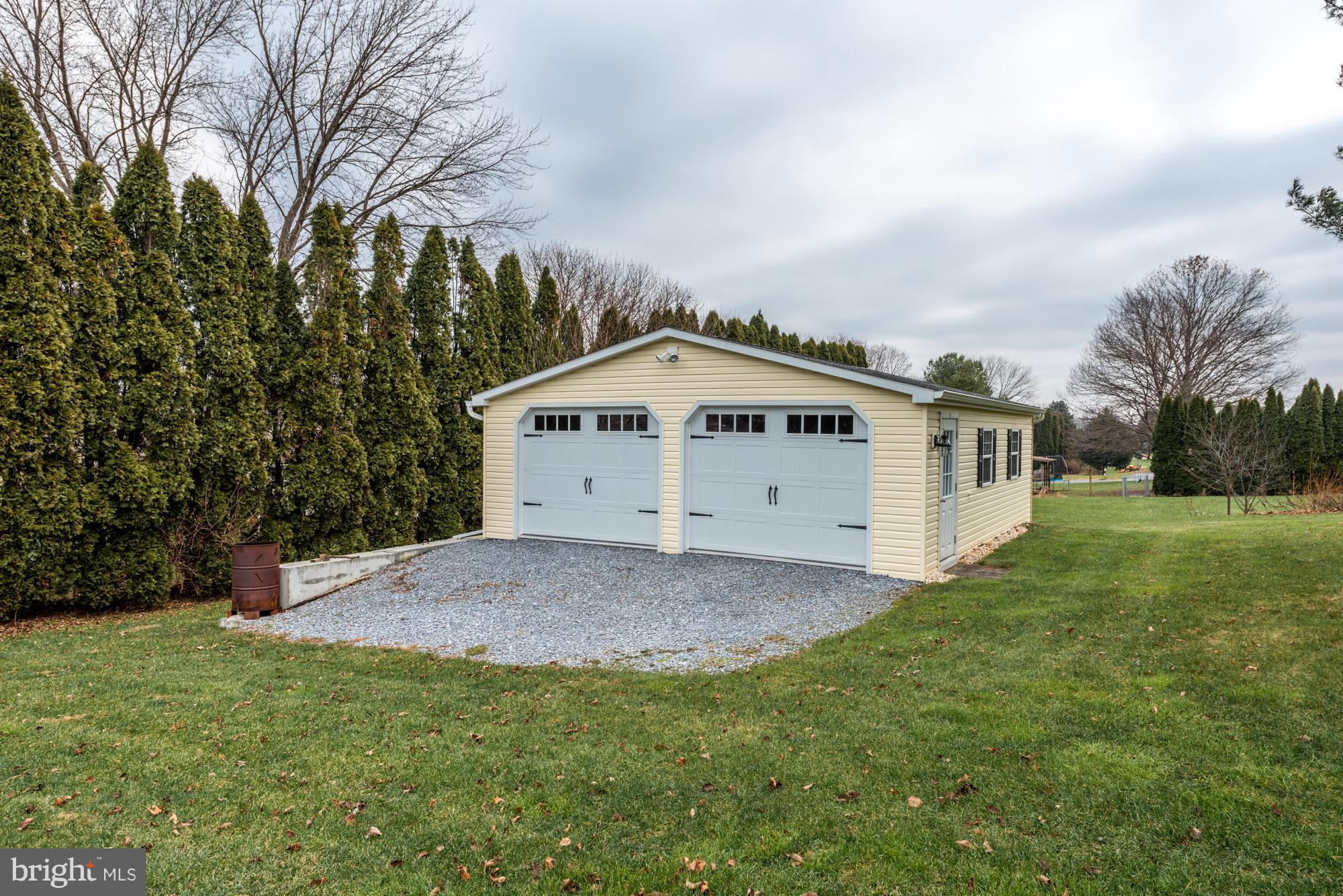 HI VIEW ESTATES - Residential