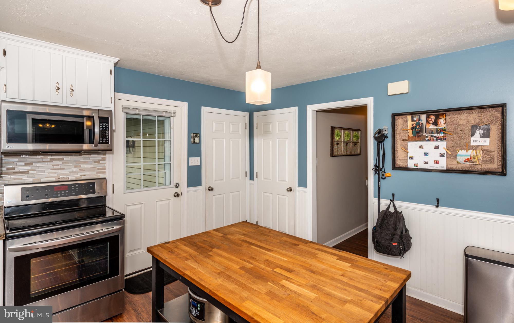 HI VIEW ESTATES - Residential