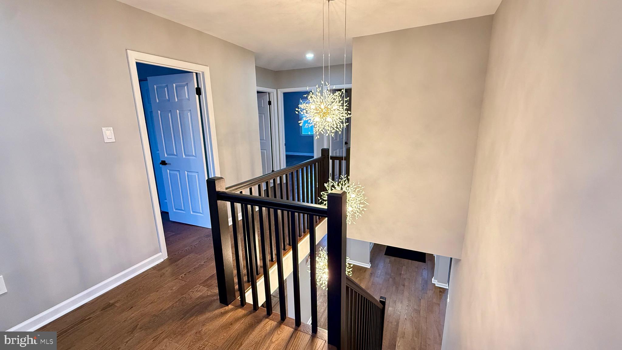 SUMMIT RIDGE - Residential