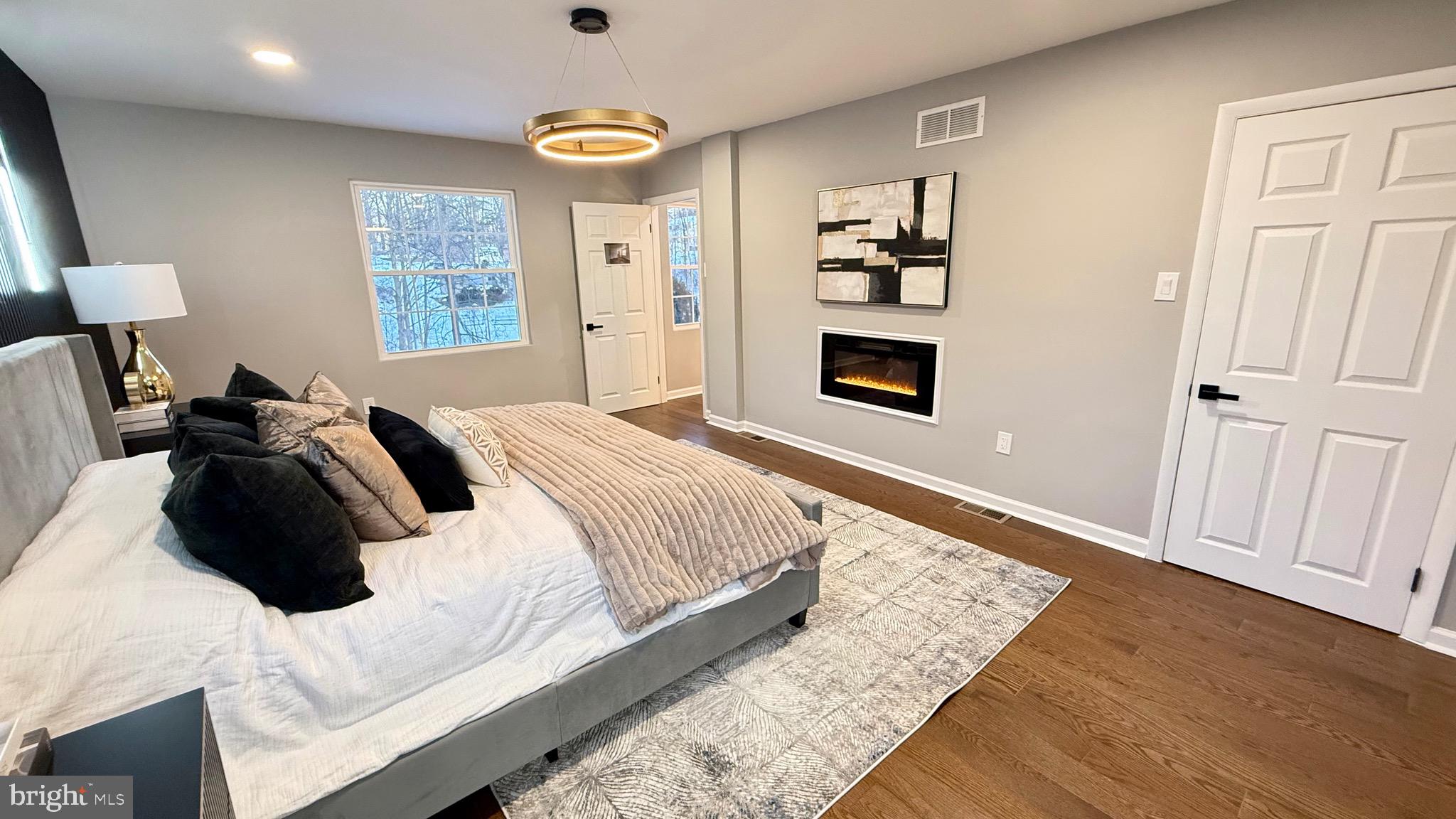 SUMMIT RIDGE - Residential