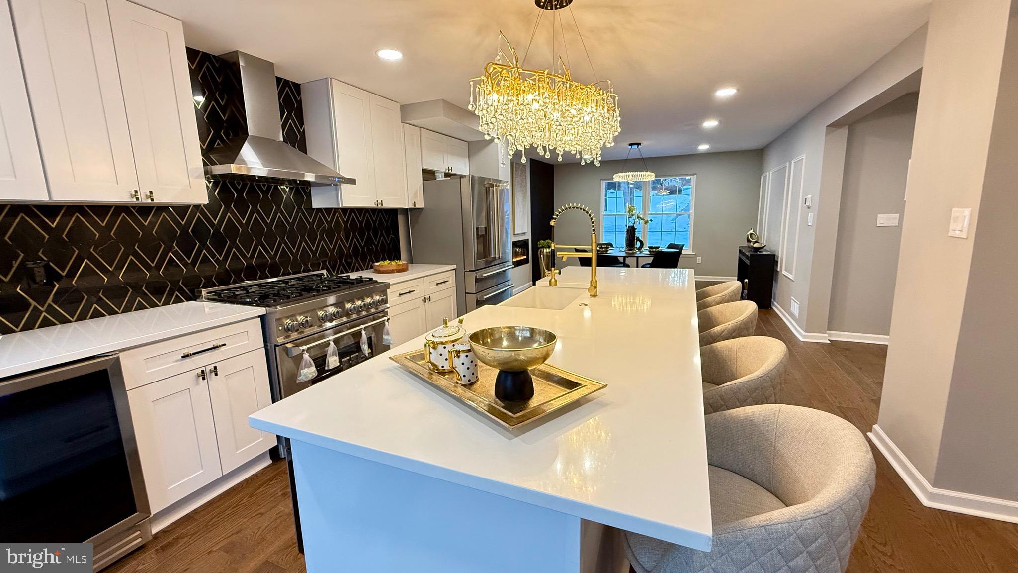 SUMMIT RIDGE - Residential