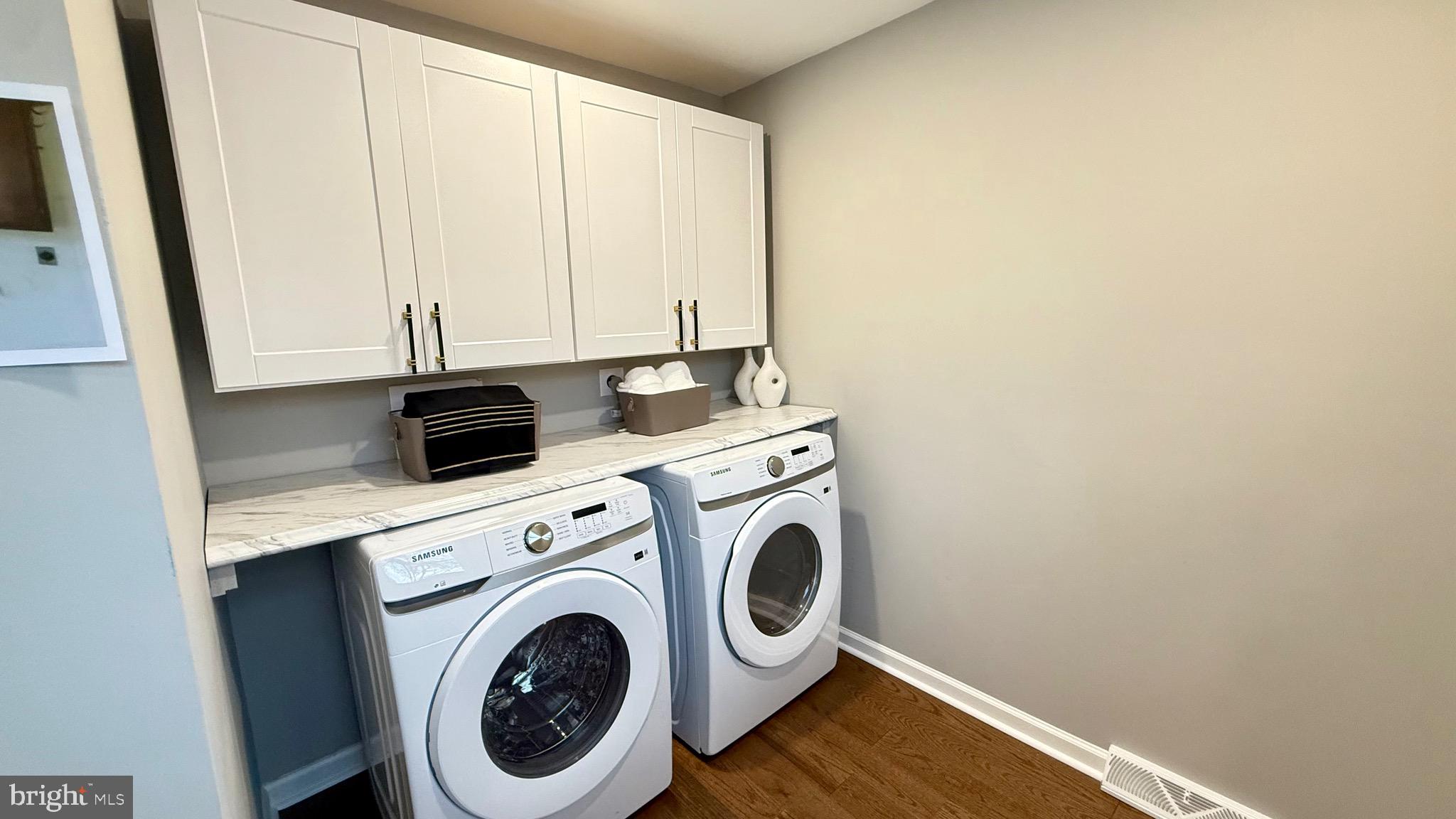 SUMMIT RIDGE - Residential